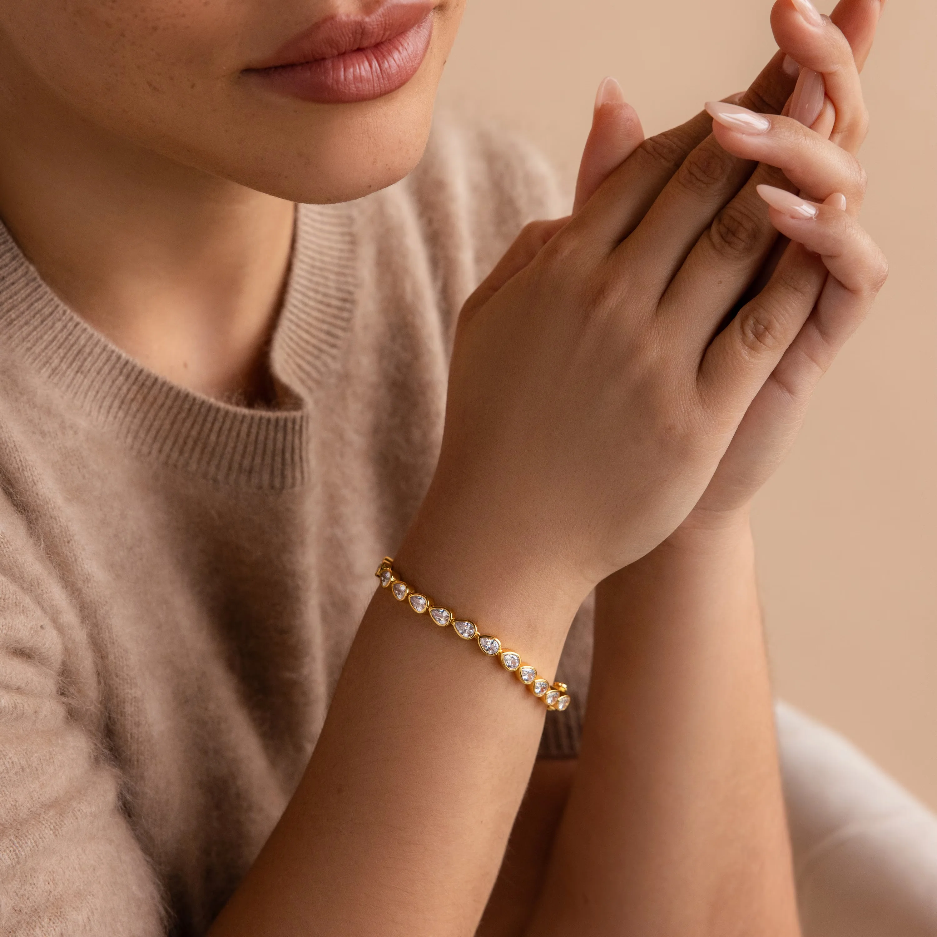 Pear Diamond Tennis Bracelet - Image 2