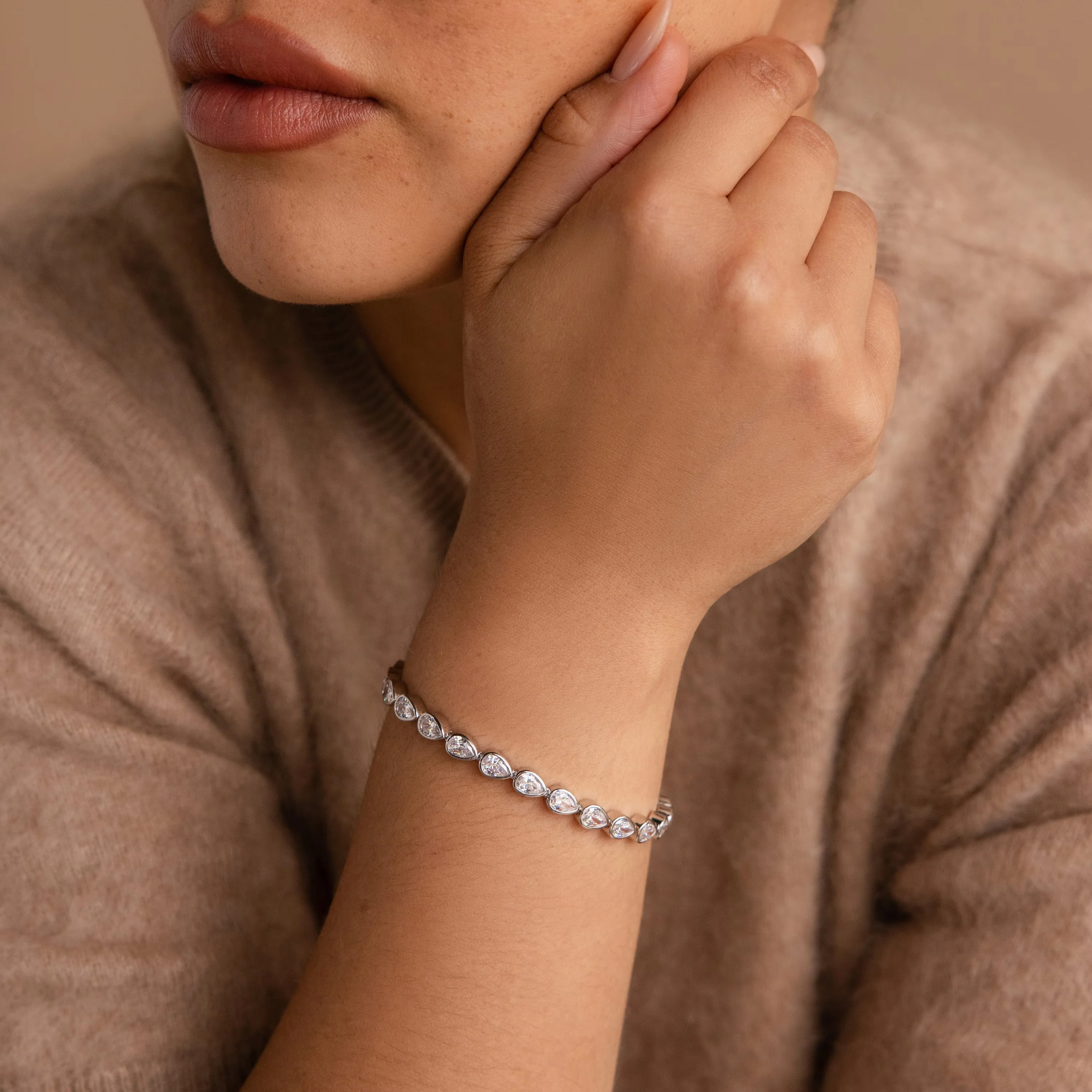 Pear Diamond Tennis Bracelet - Image 4