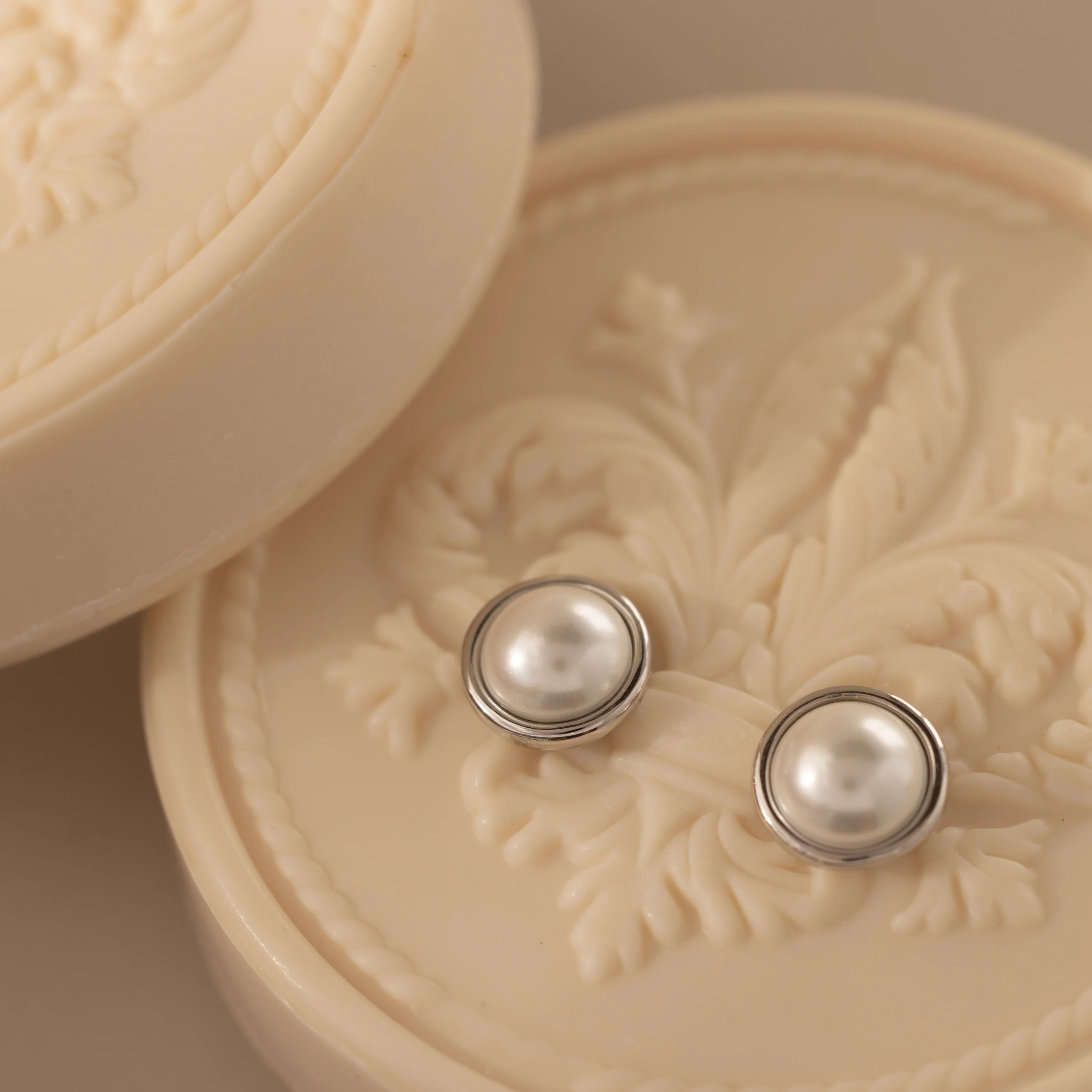 Pearl Bezel Studs in Silver - Image 3