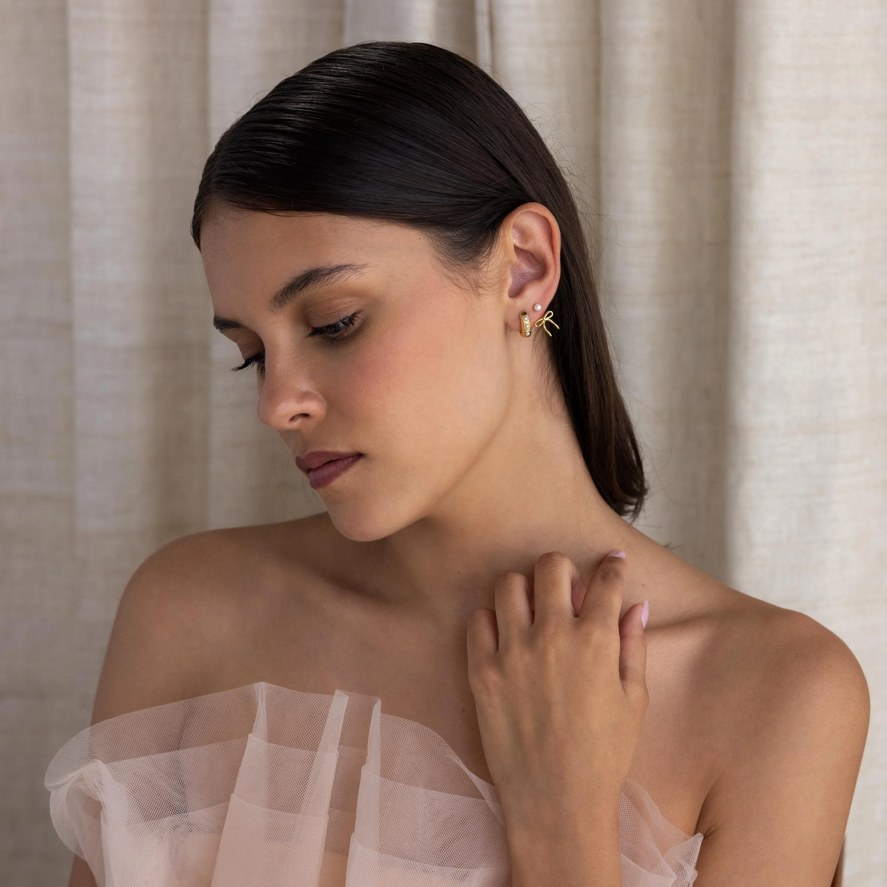 Pearl & Bow Ear Jackets - Image 6