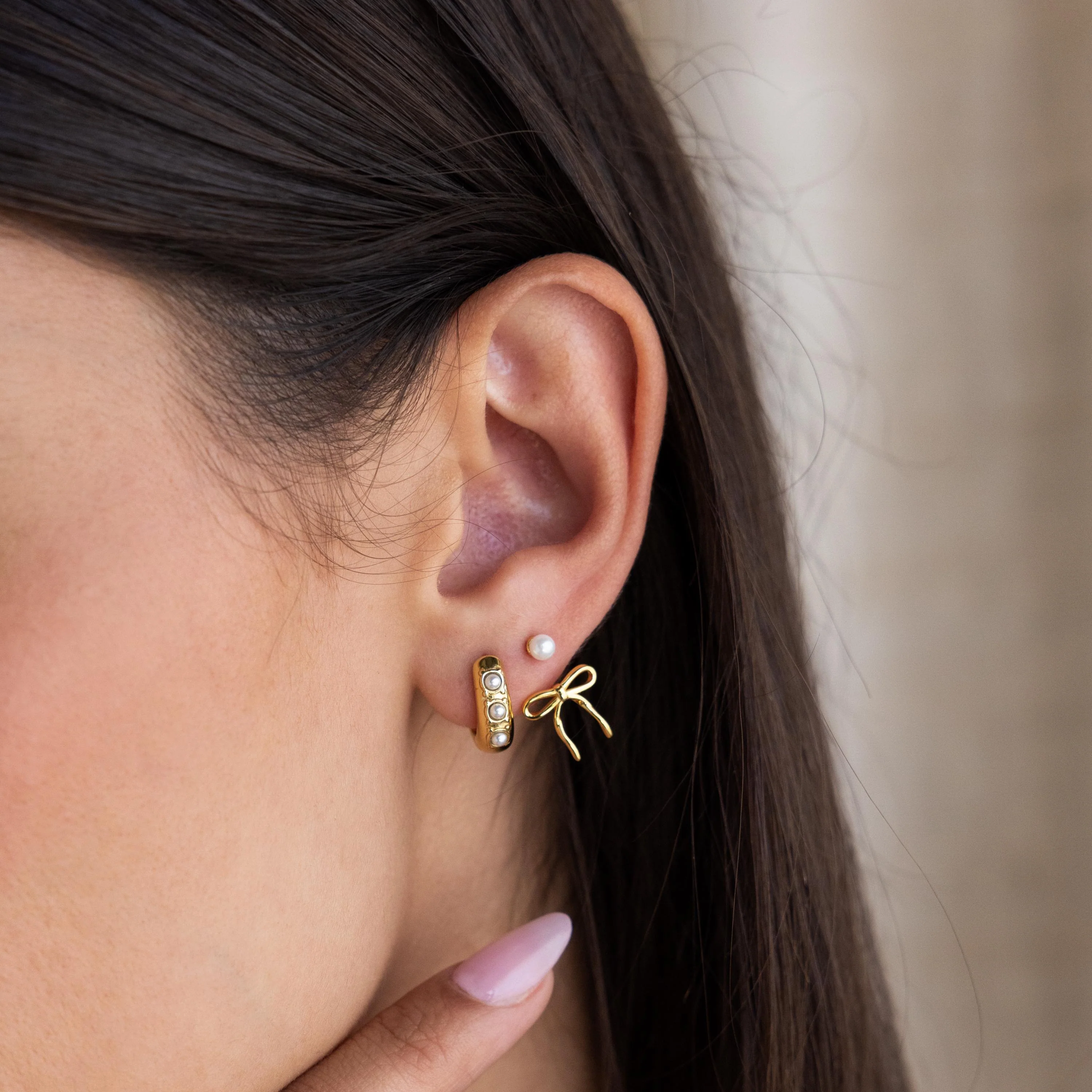 Pearl & Bow Ear Jackets - Image 8