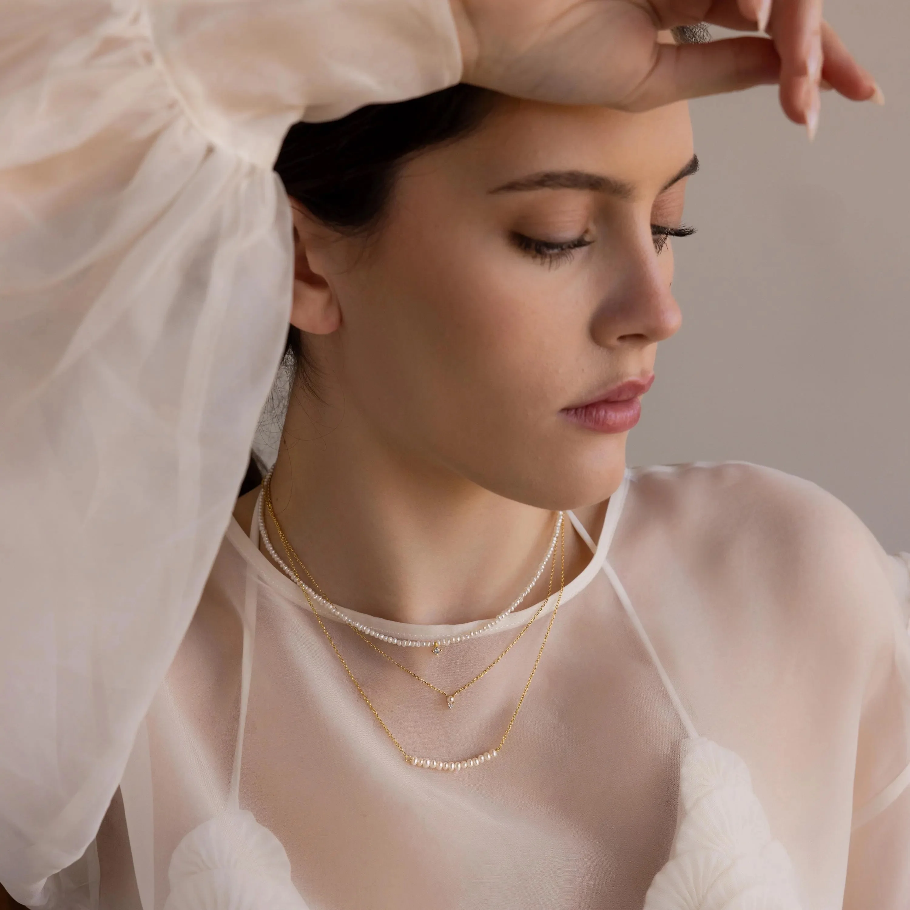 Pearl Curve Necklace - Image 6