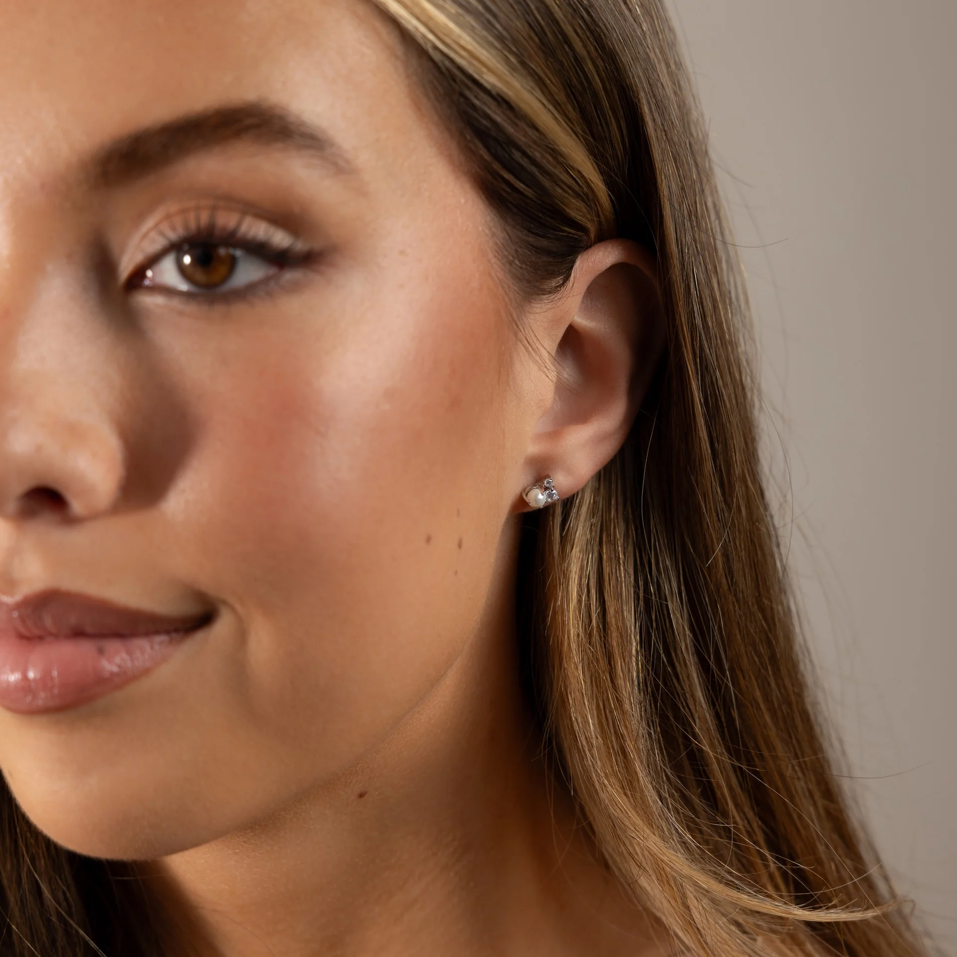 Pearl Diamond Cluster Studs in Silver - Image 6