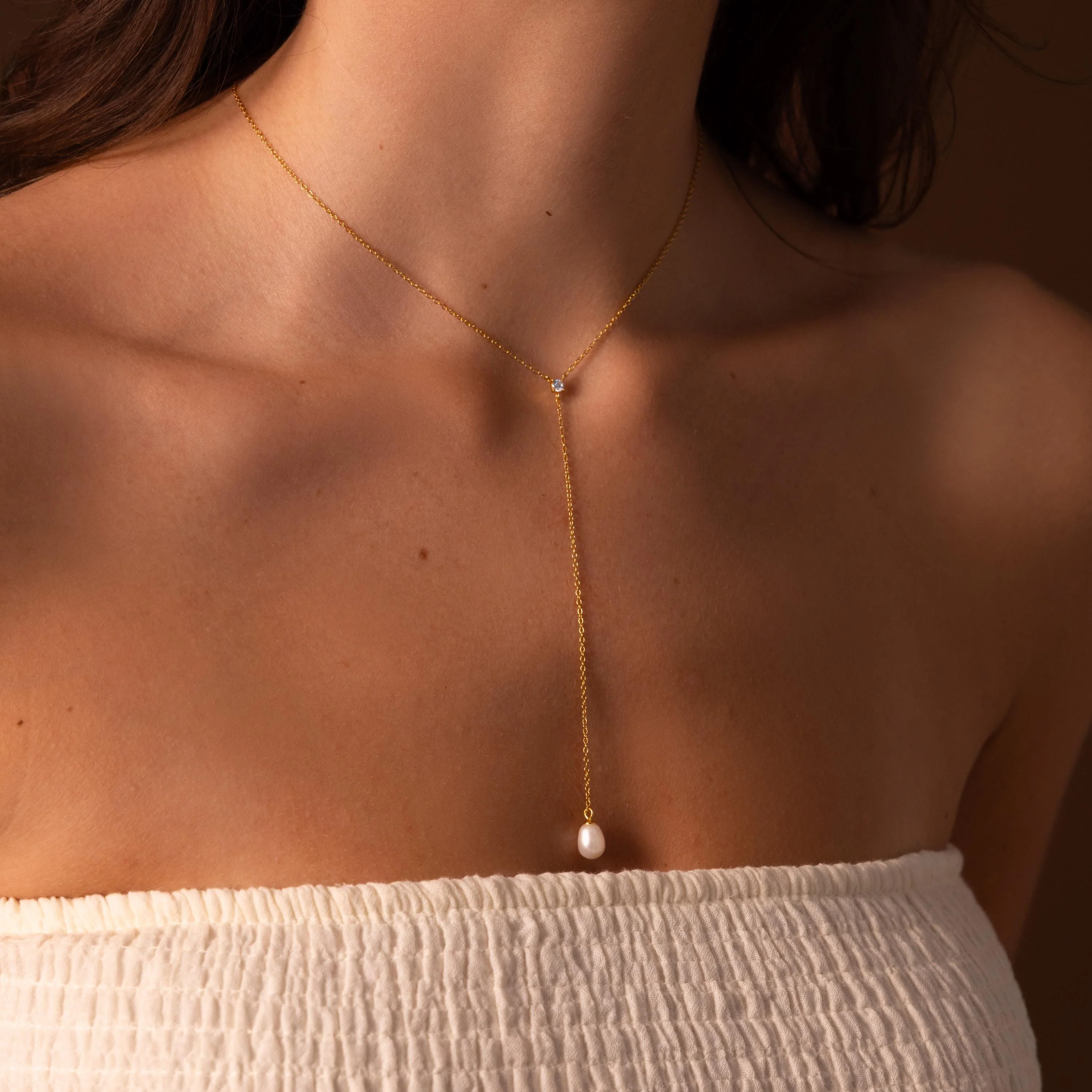 Pearl Drop Lariat Necklace in 18K Gold - Image 6