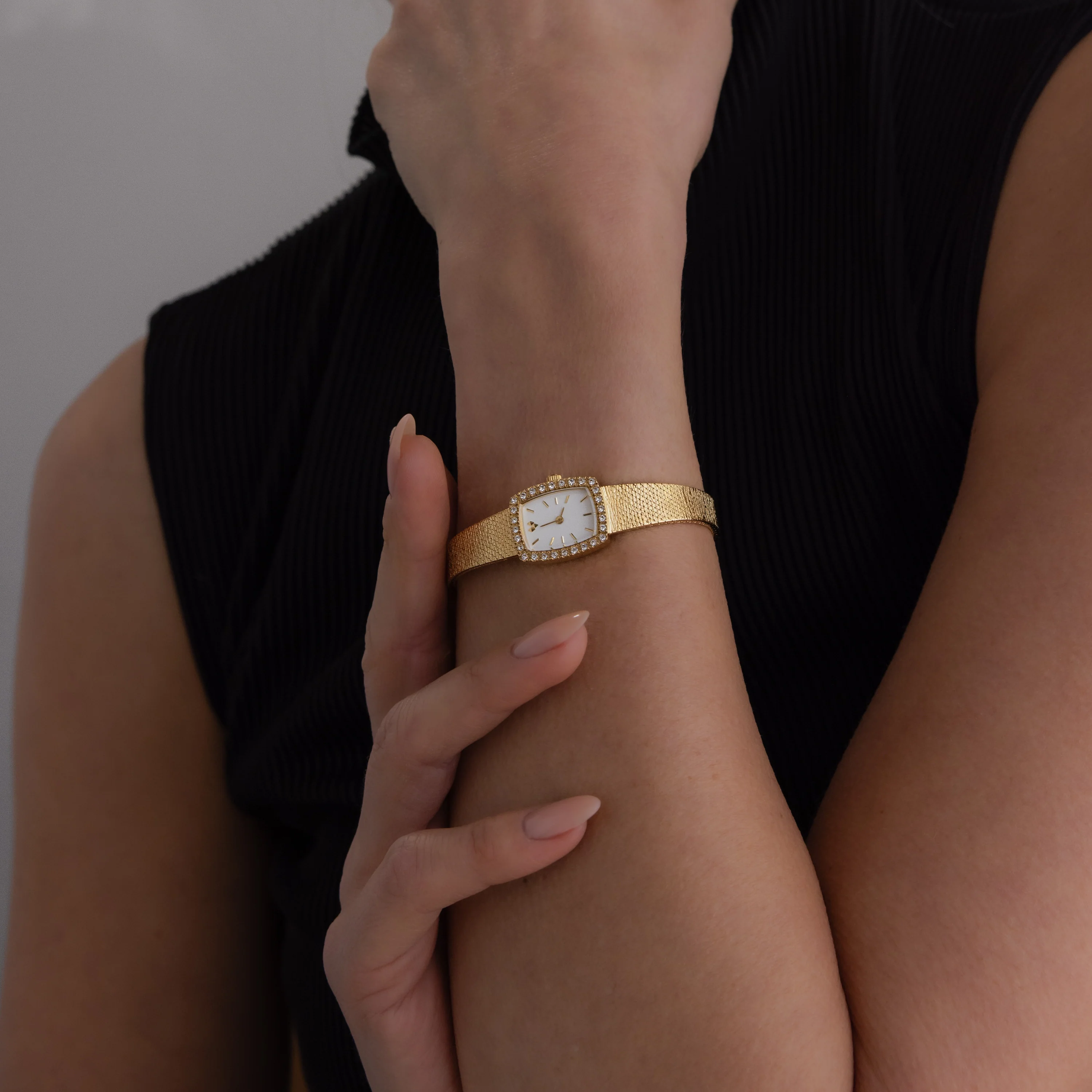 Petite Mesh Timepiece - Image 4