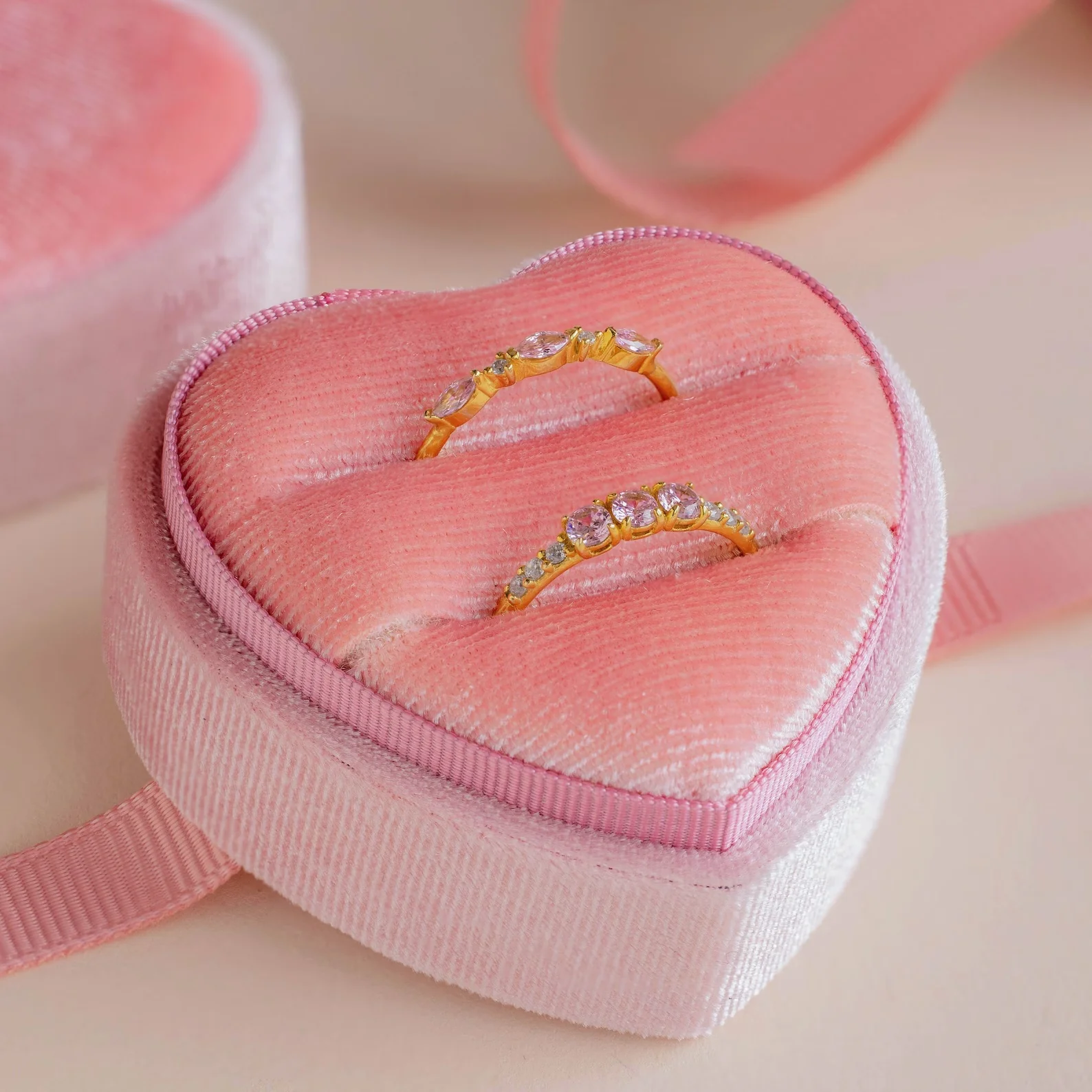 Pink Velvet Heart Ring Box - Image 7