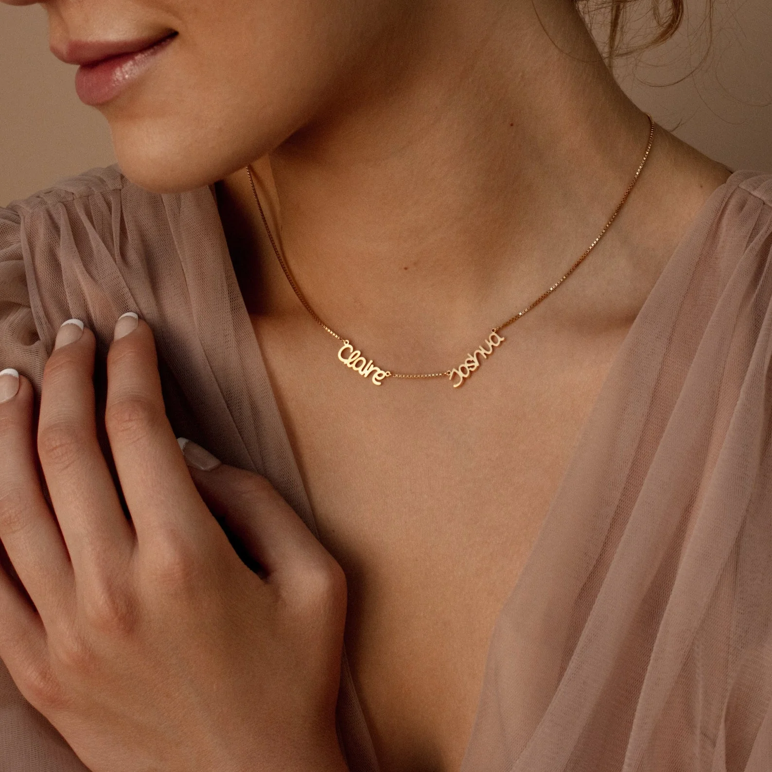 Preppy Multiple Name Necklace in Box Chain - Image 3