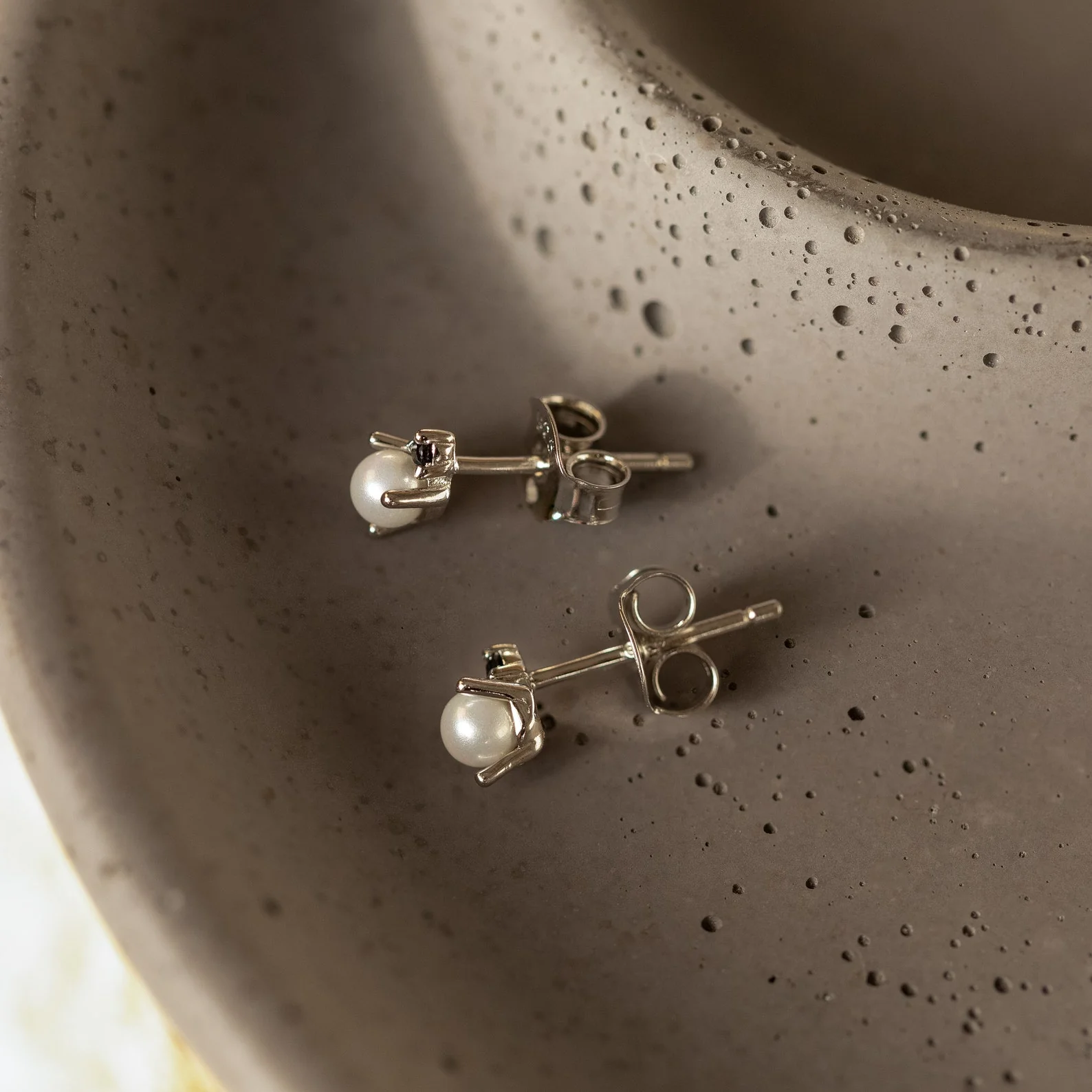 Raindrop Pearl Onyx Studs - Image 5