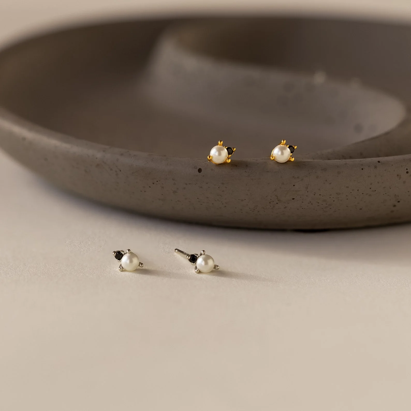 Raindrop Pearl Onyx Studs - Image 7