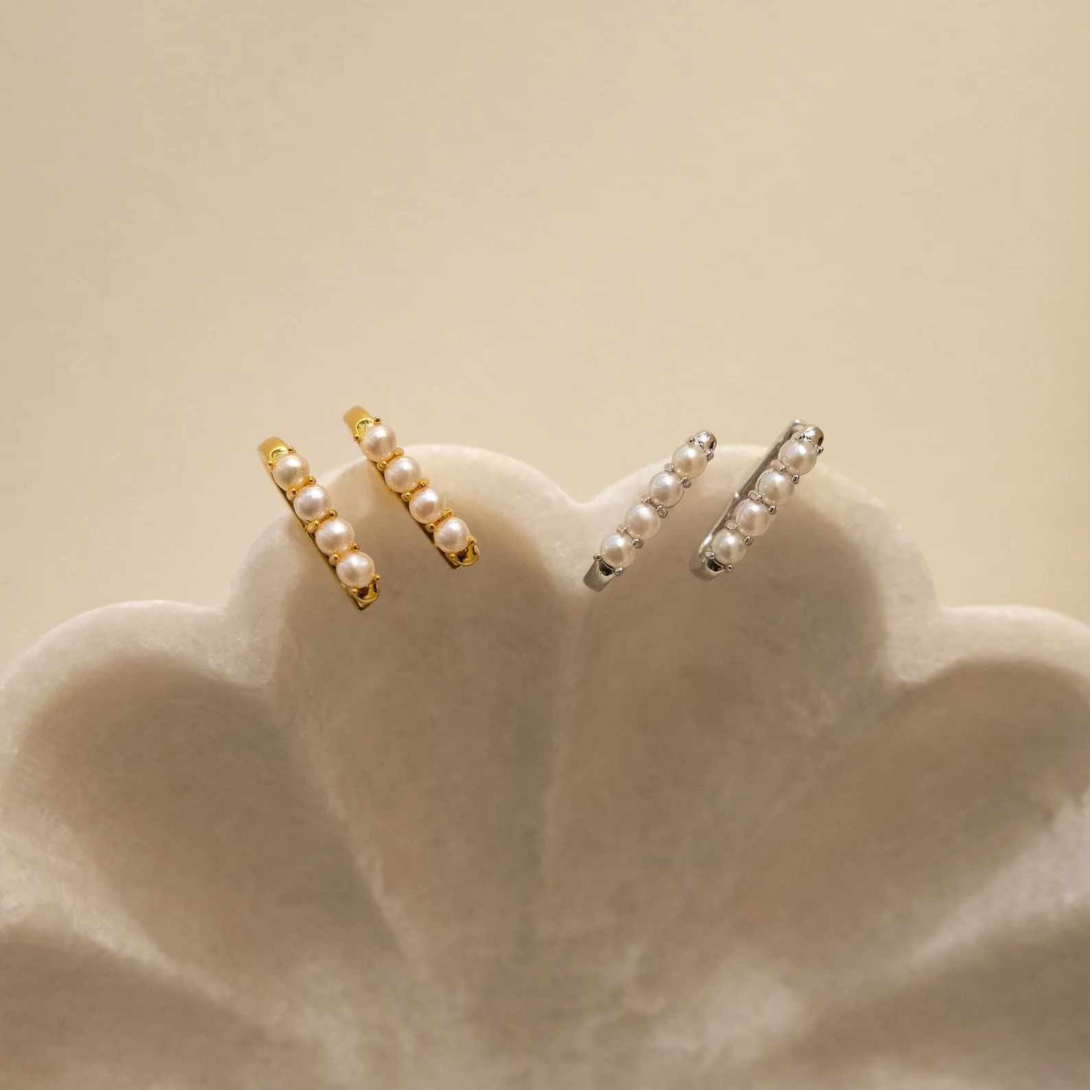 Rayne Pearl Link Earrings - Image 7