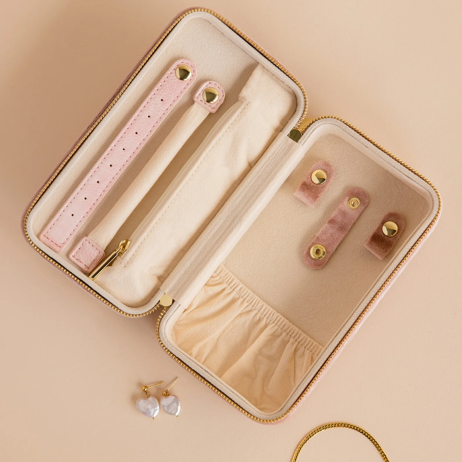 Rectangle Velvet Jewelry Case - Image 4