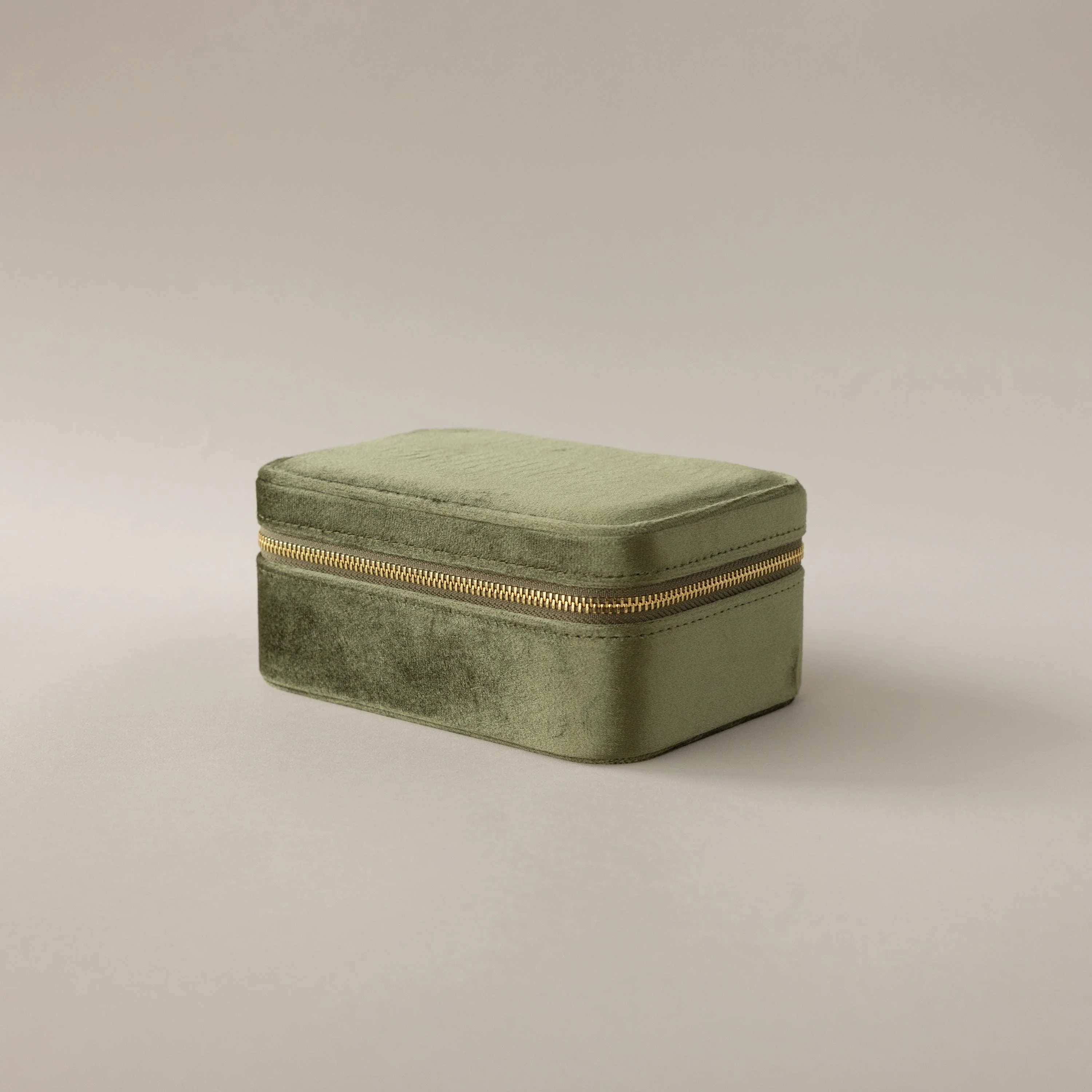 Rectangle Velvet Jewelry Box - Image 3