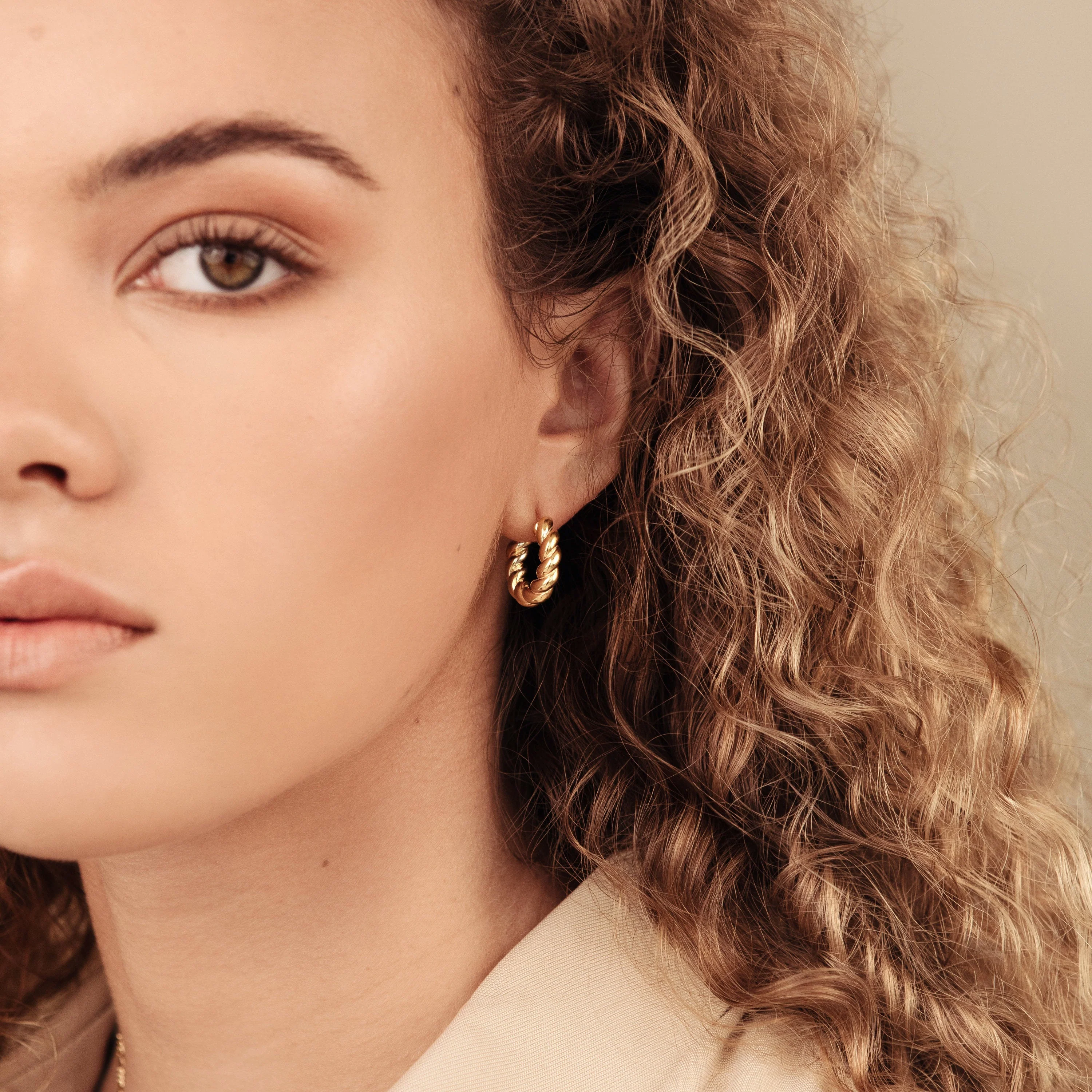 Remi Twist Hoops - Image 4