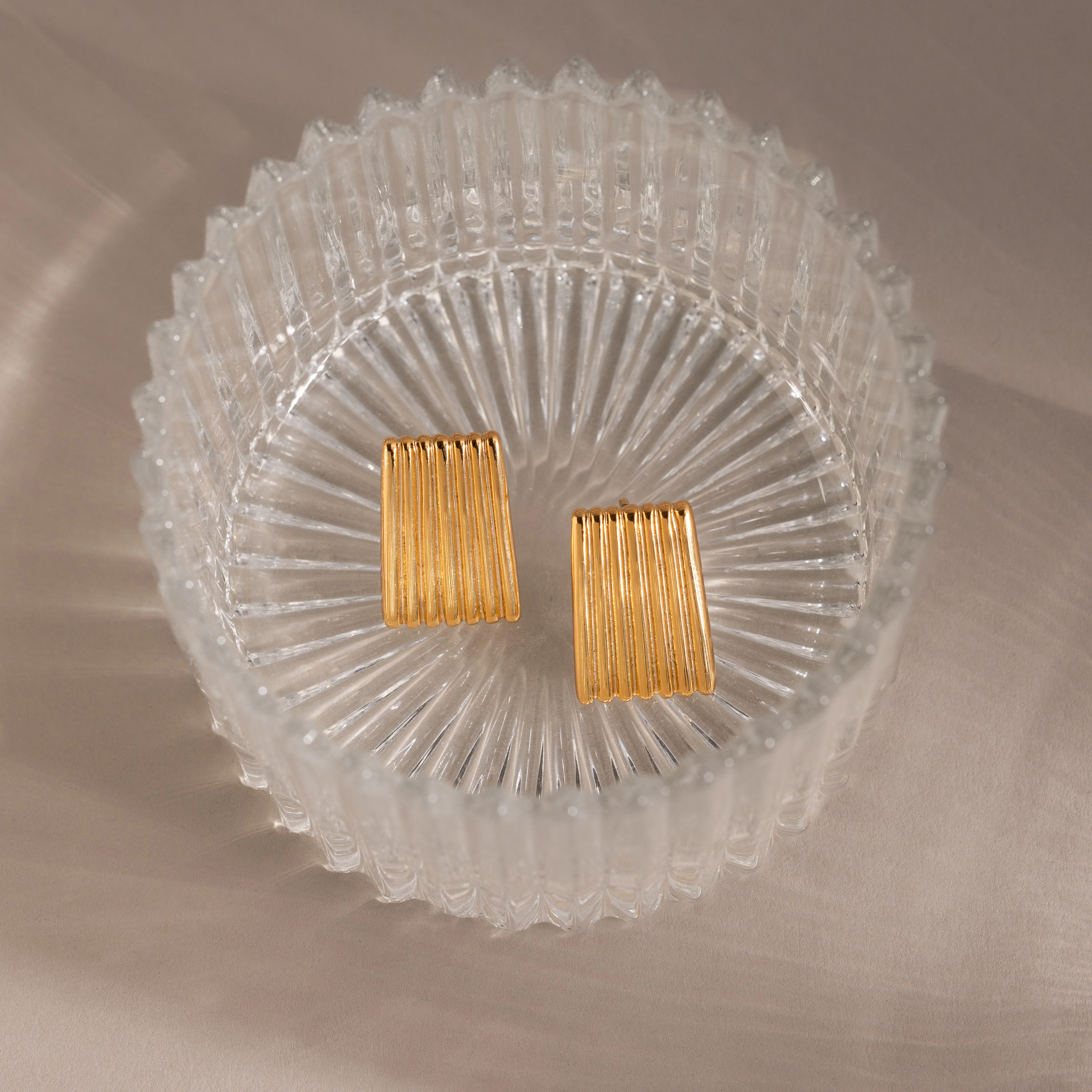 Ribbed Earrings - Image 7