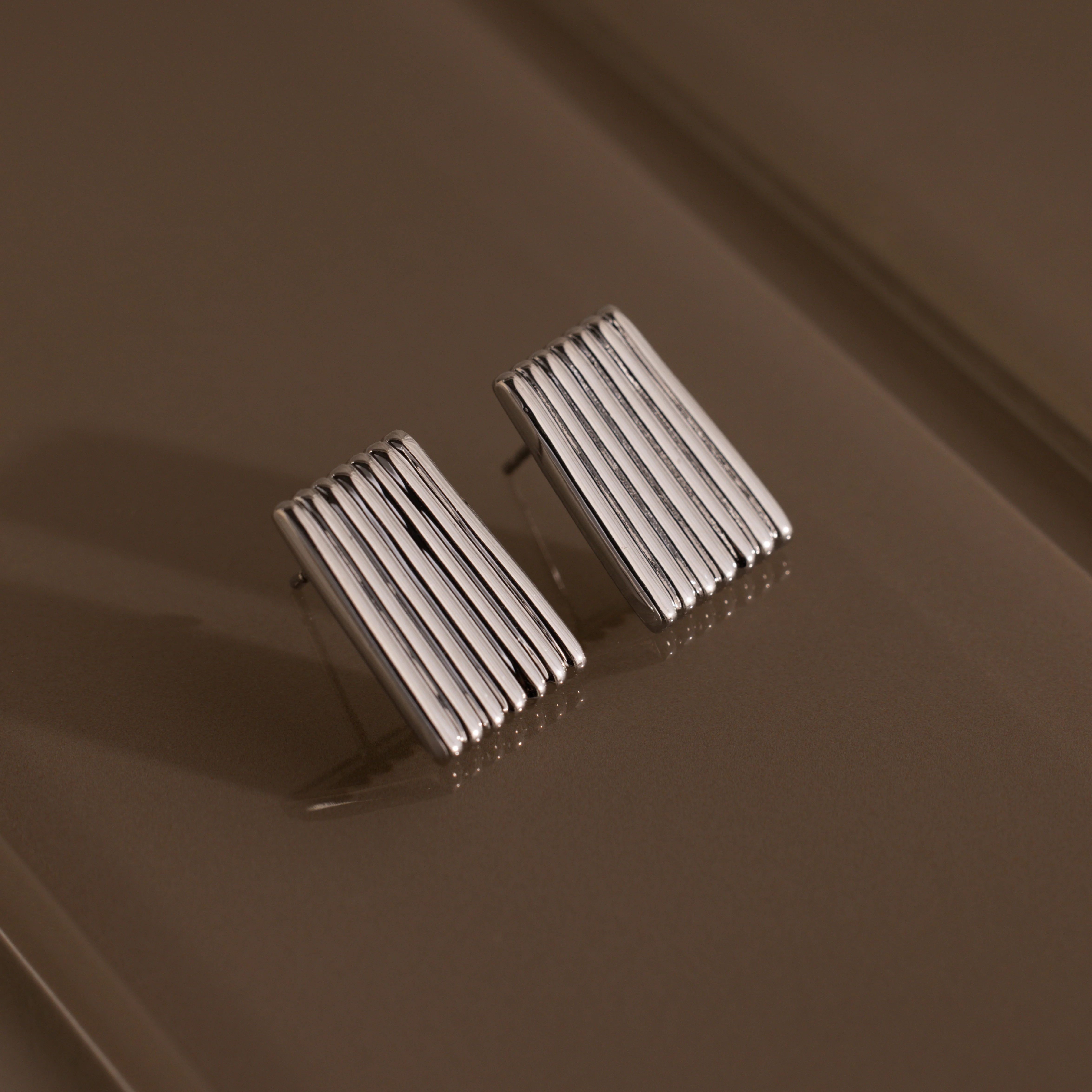 Ribbed Earrings in Silver - Image 3