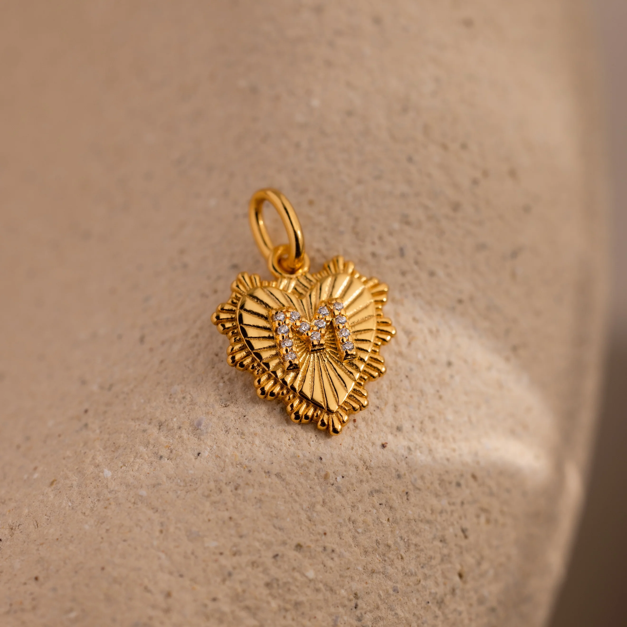 Ribbed Heart Pave Initial Charm - Image 20