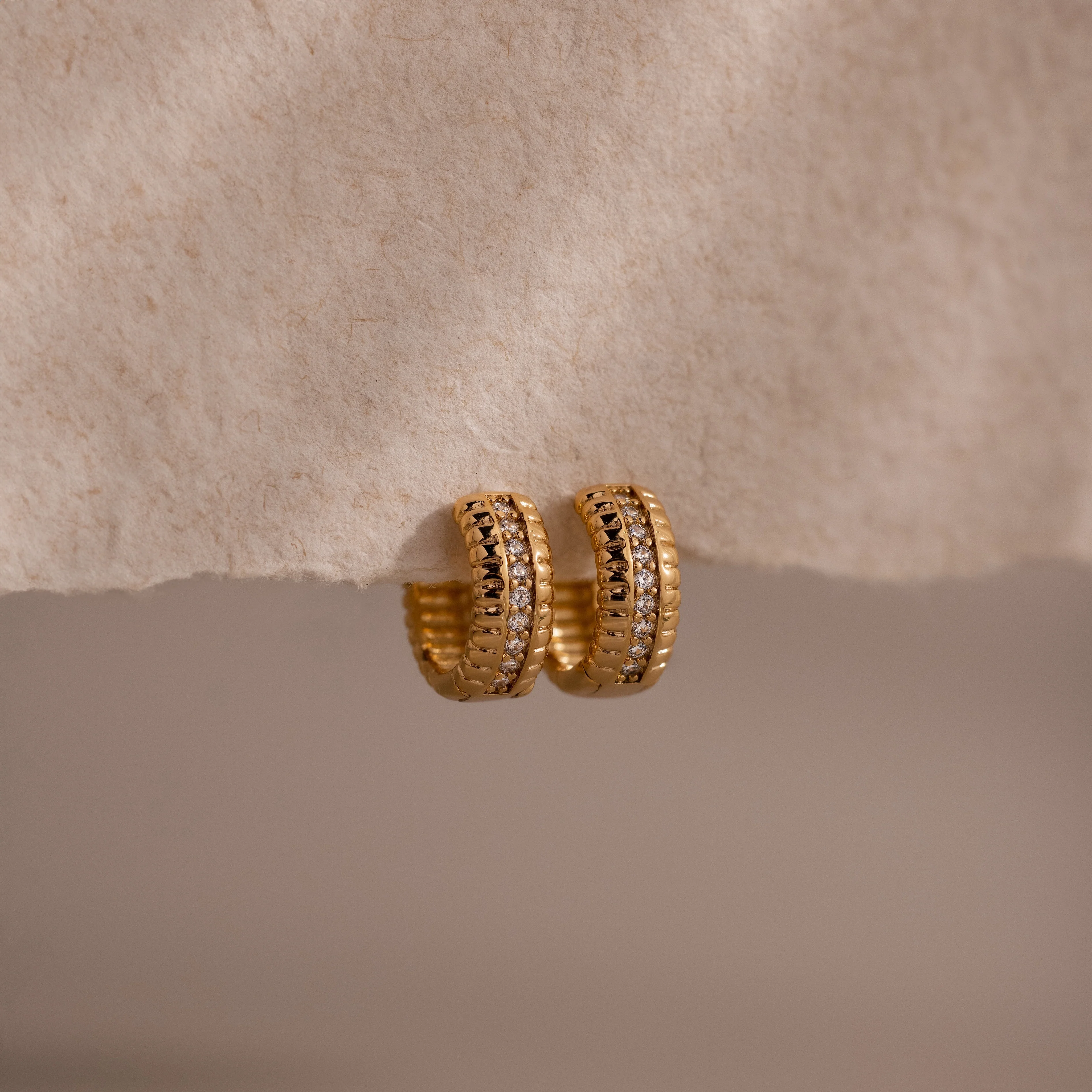 Ribbed Pave Huggies