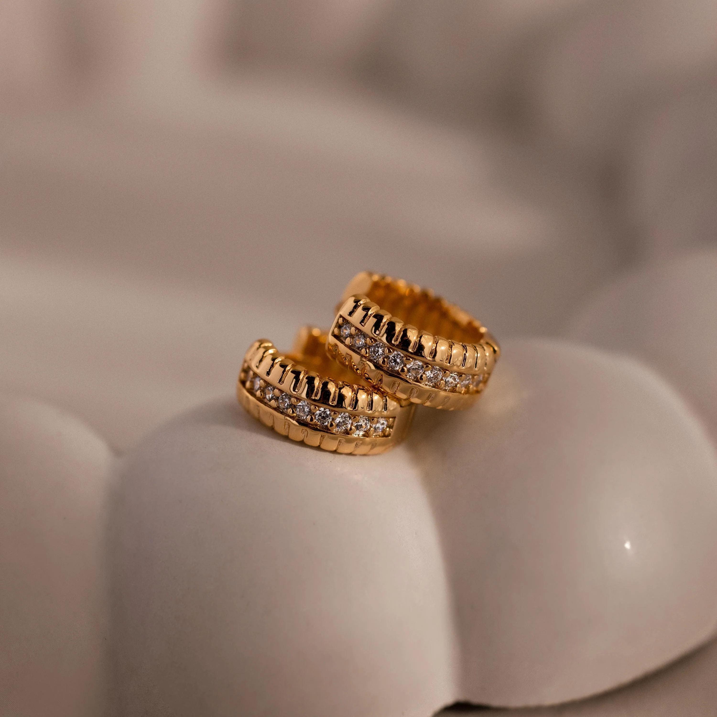 Ribbed Pave Huggies - Image 7