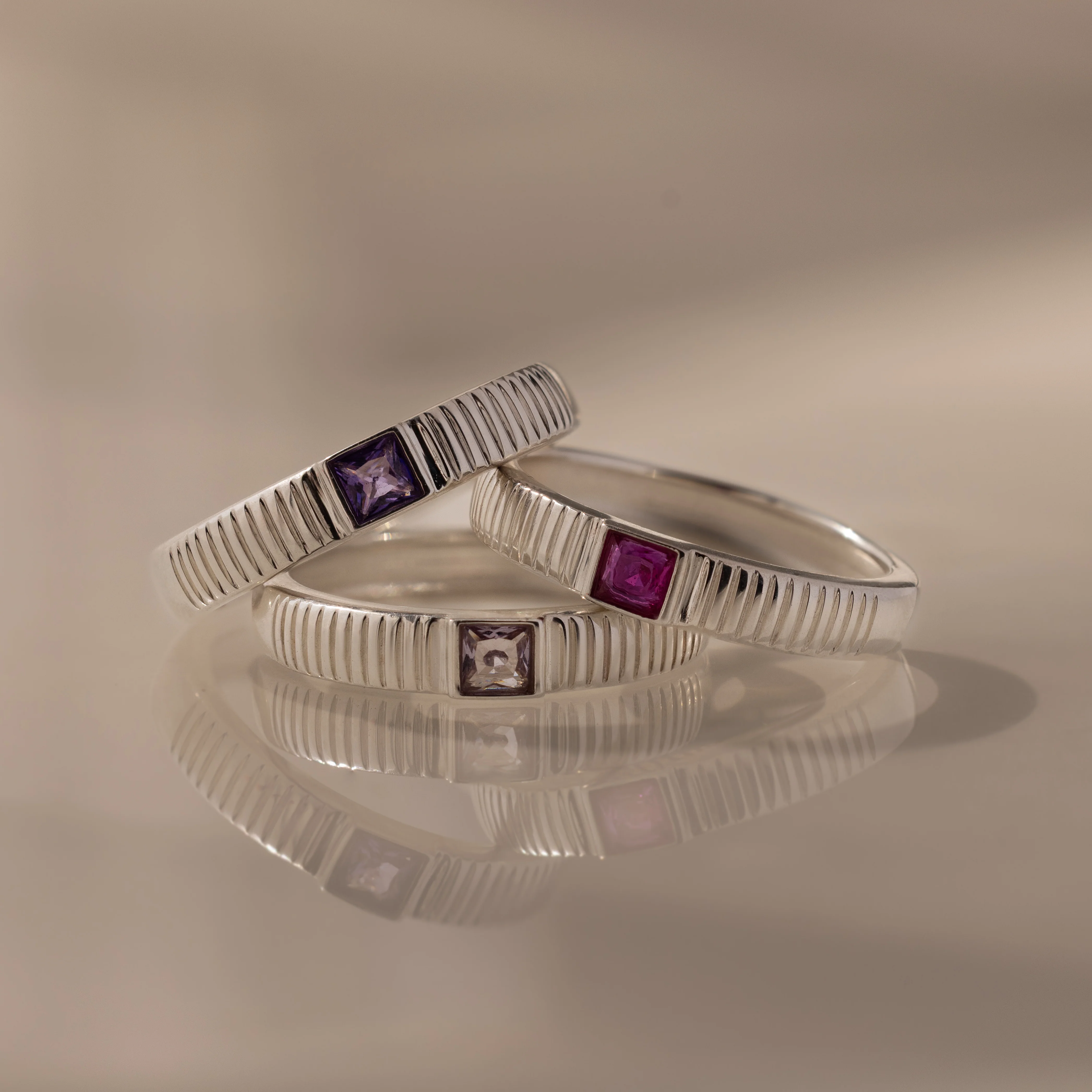 Ribbed Ruby Band - Image 5