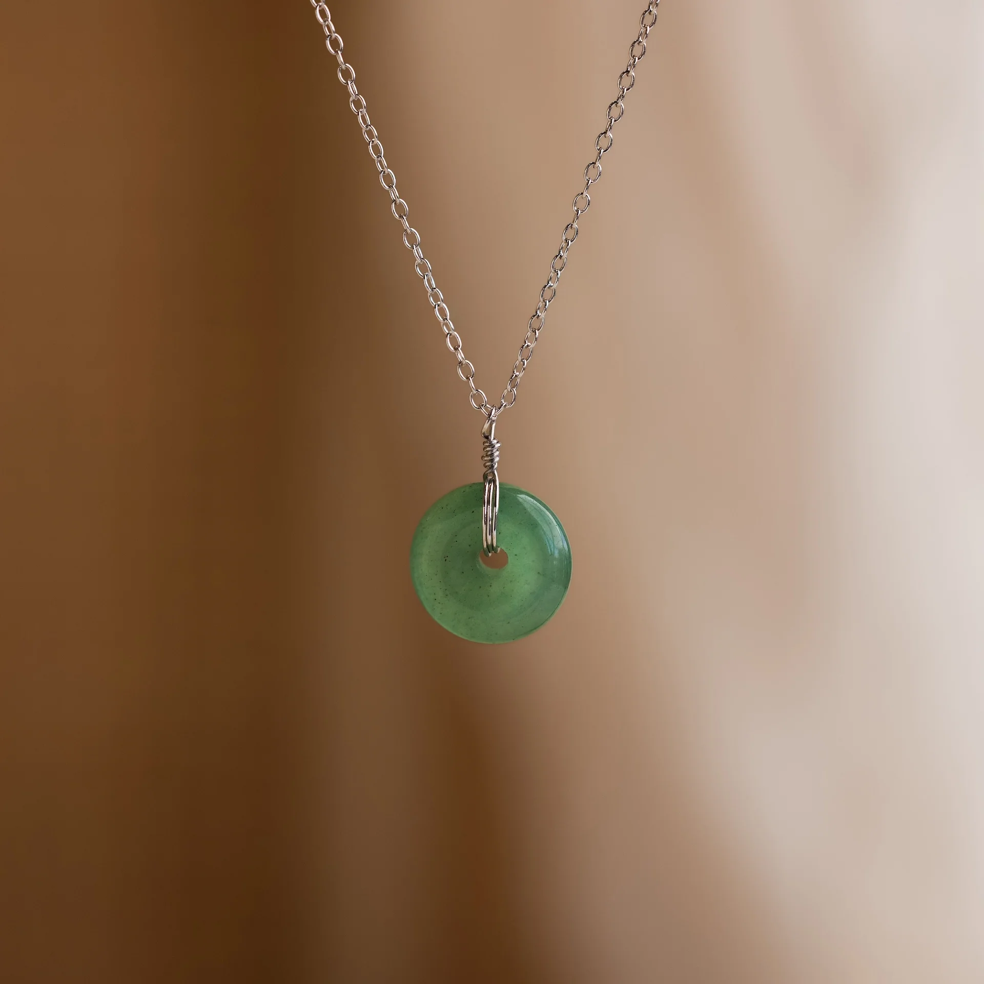 Round Jade Pendant Necklace - Image 5