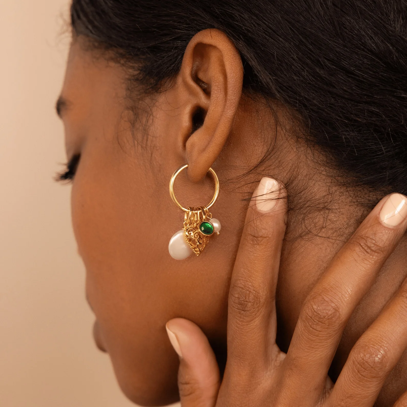 Round Pearl Charm - Image 7