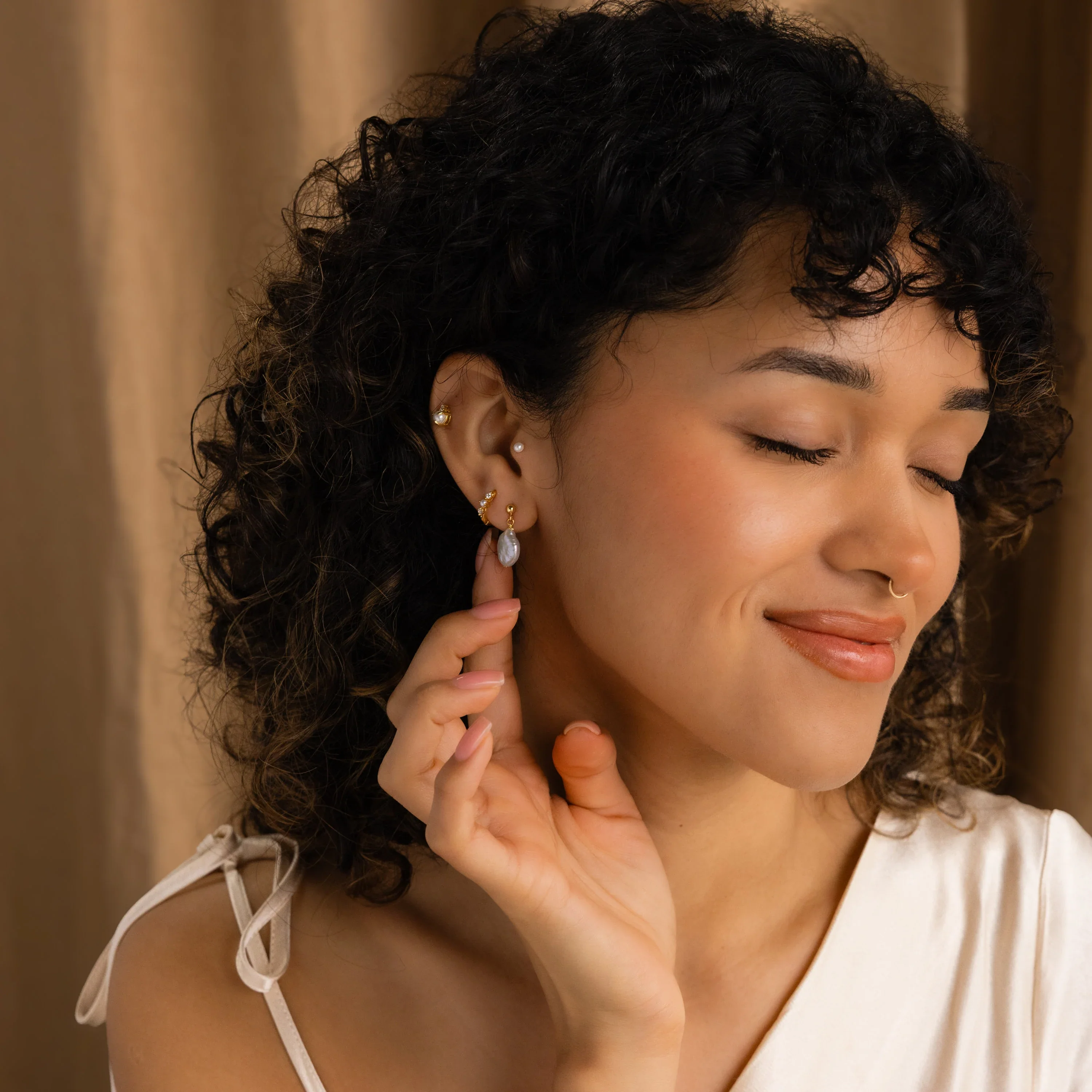Round Pearl Drop Earrings - Image 6