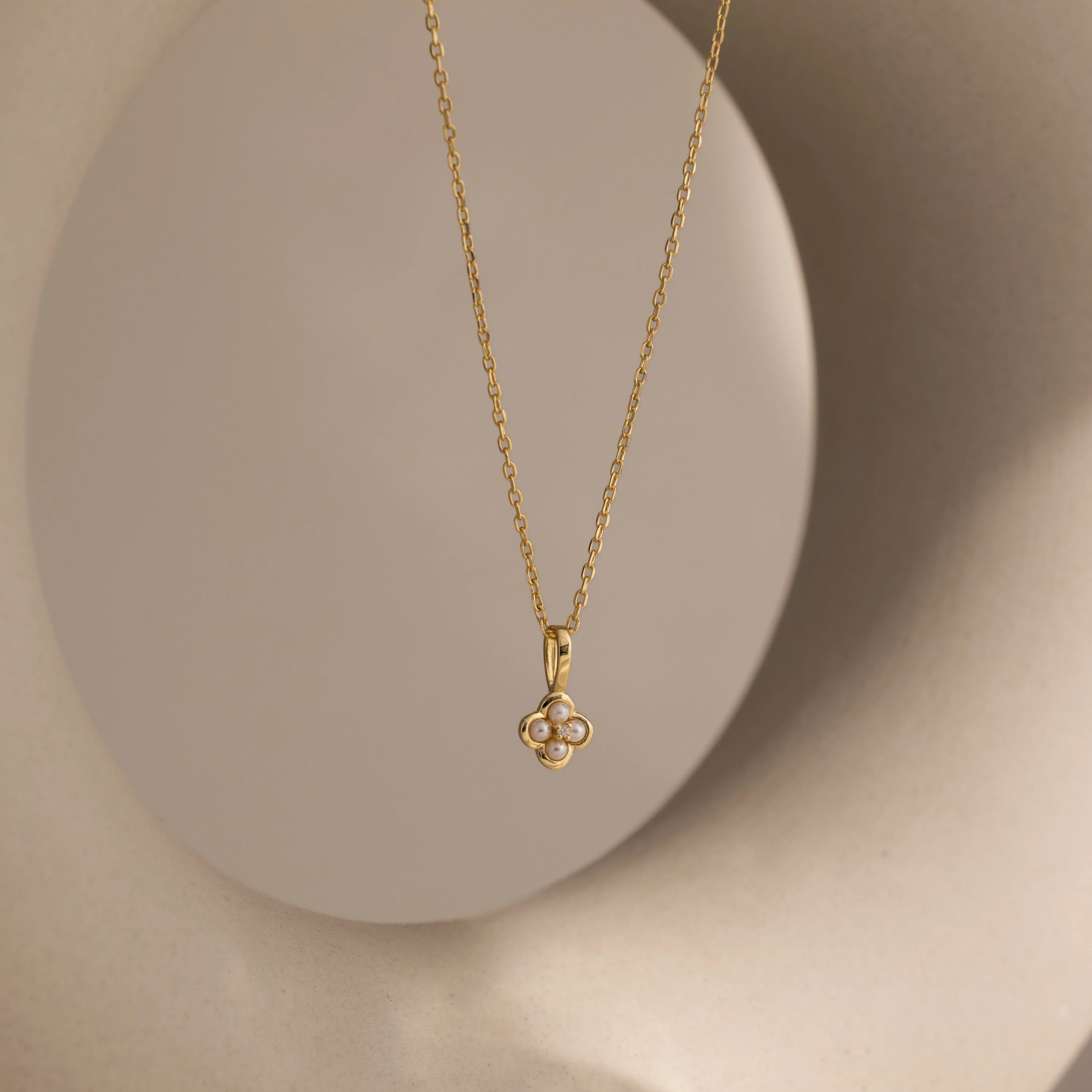 Rounded Pearl Flower Necklace in 18K Gold - Image 7