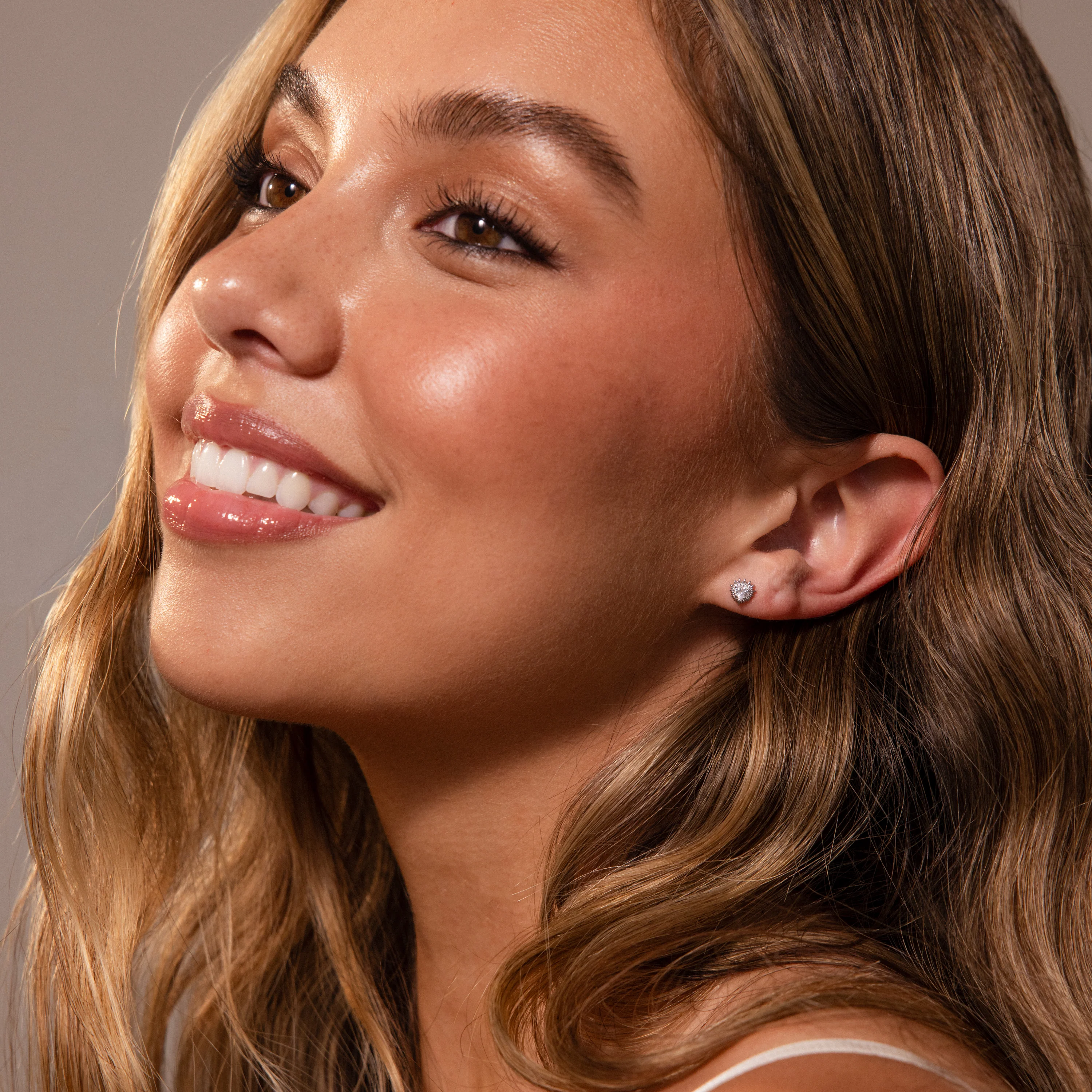 Sacred Heart Flatback Studs in Silver - Image 8