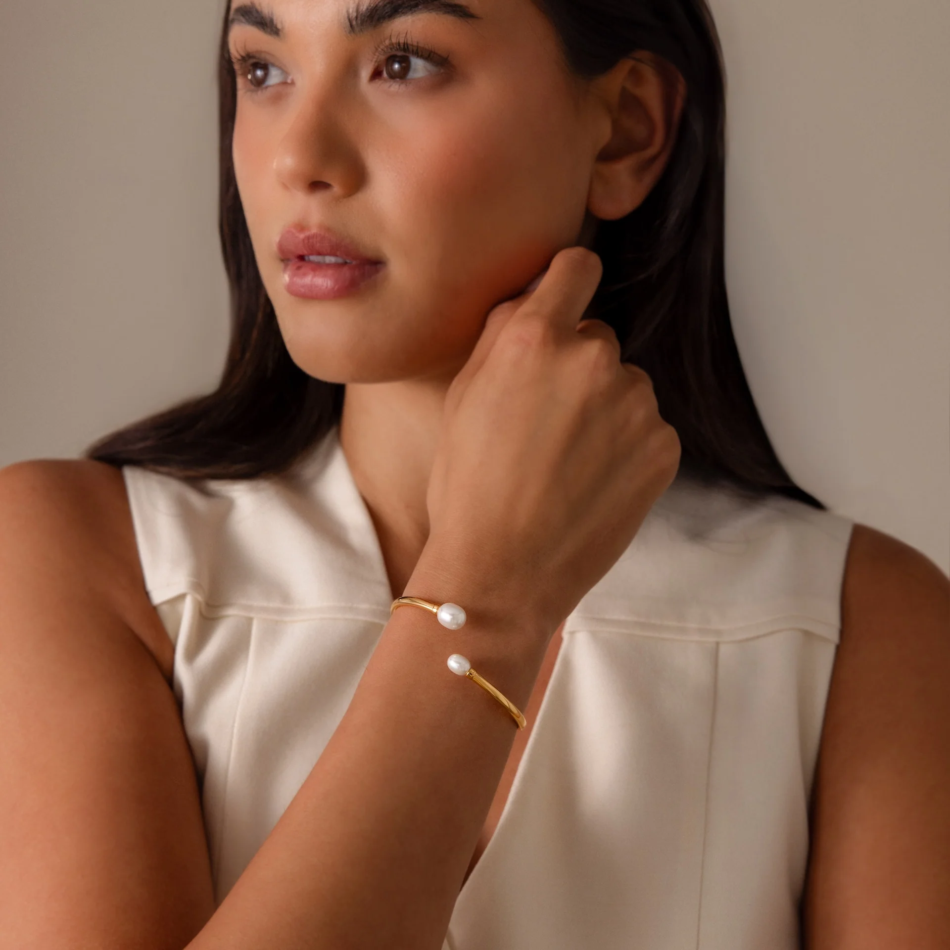 Serenity Pearl Cuff Bracelet in 18K Gold - Image 8