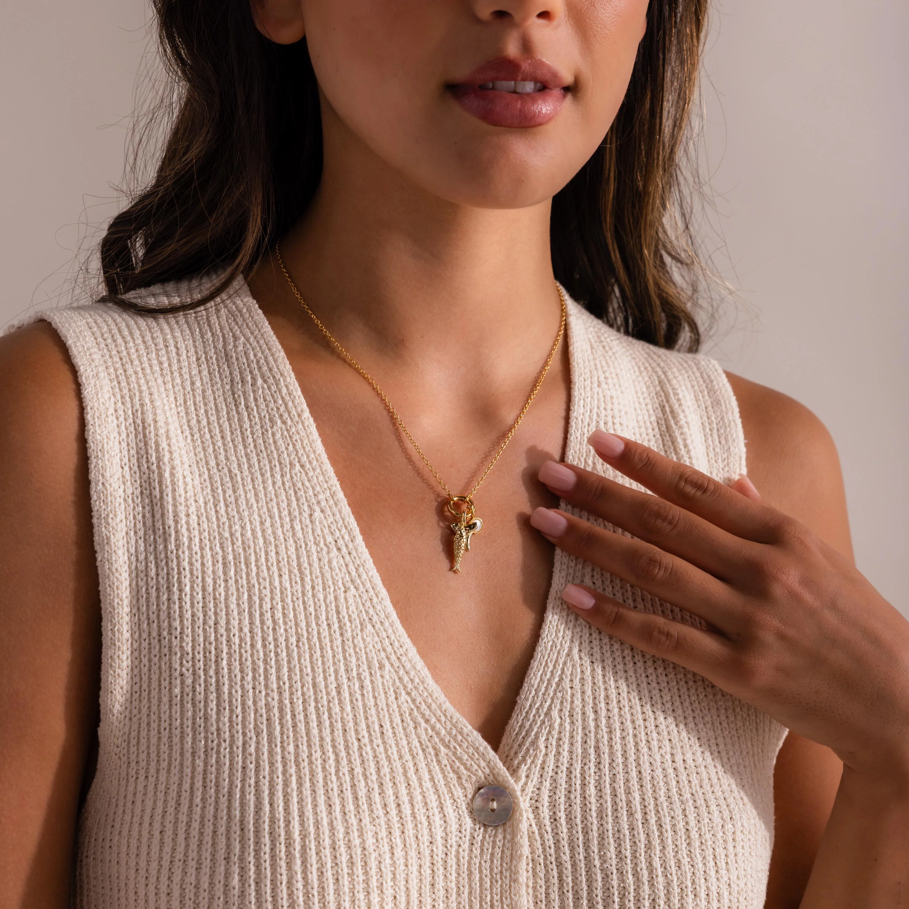 Shark Tooth Charm in 18K Gold - Image 6