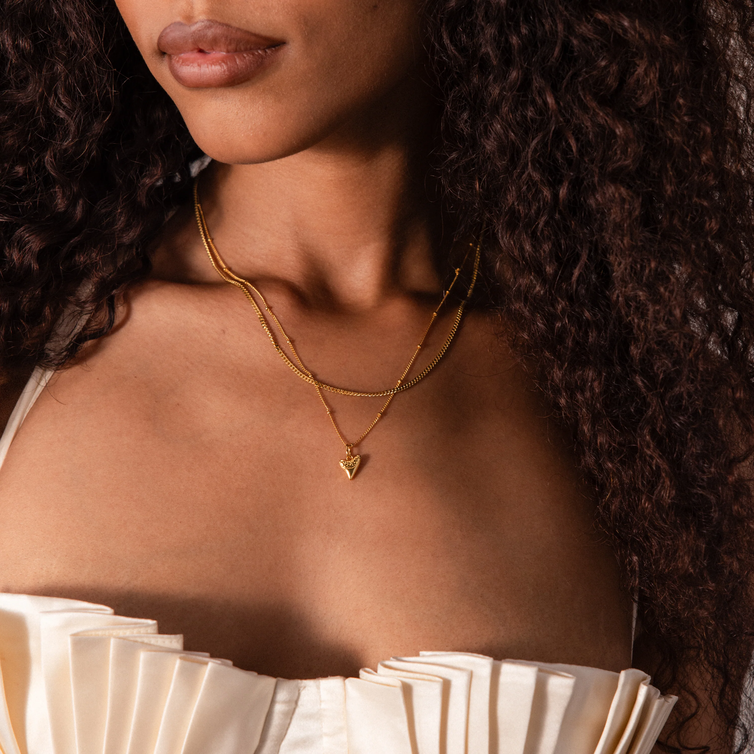 Shark Tooth Necklace in 18K Gold - Image 6
