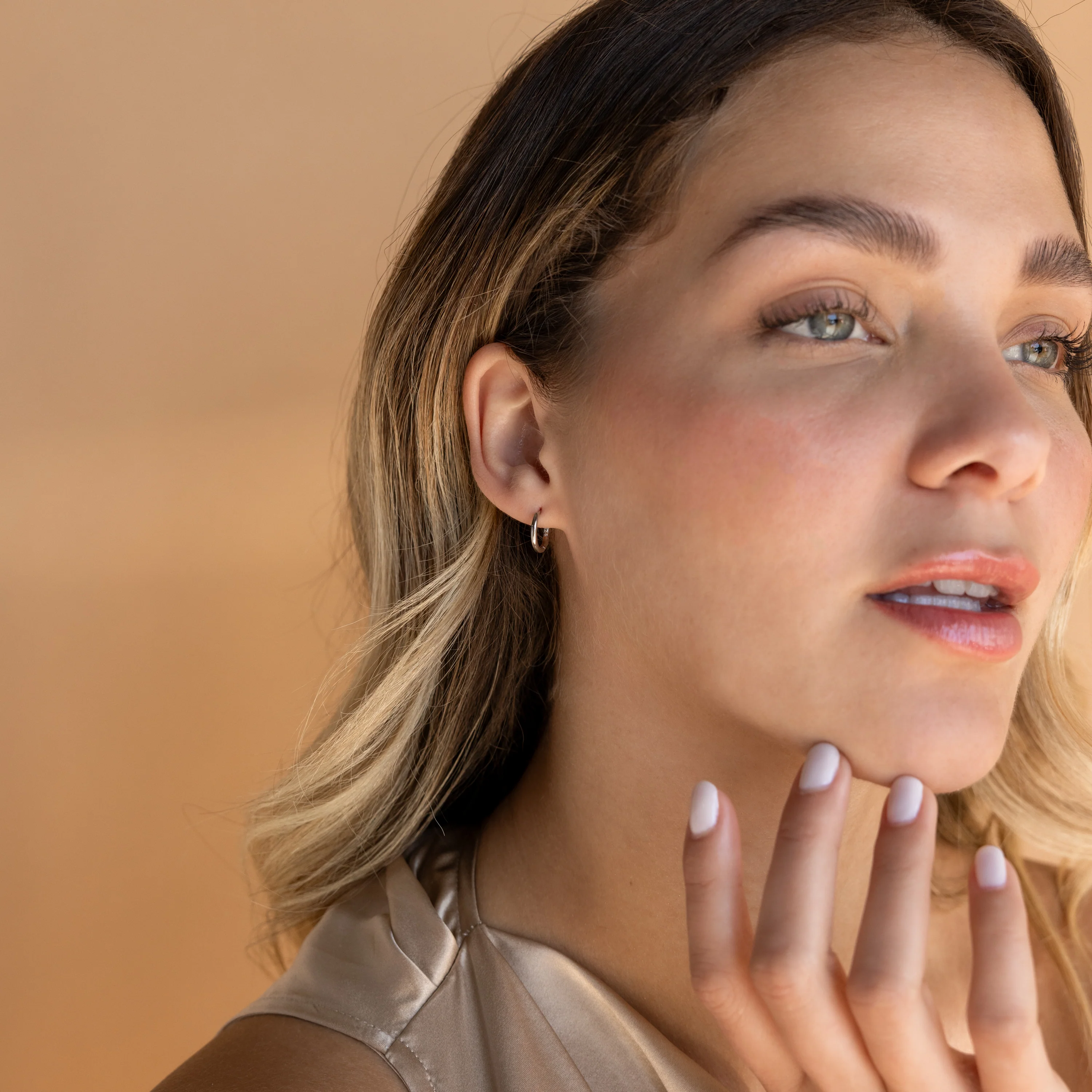 Small Bold Hoops in Silver - Image 4