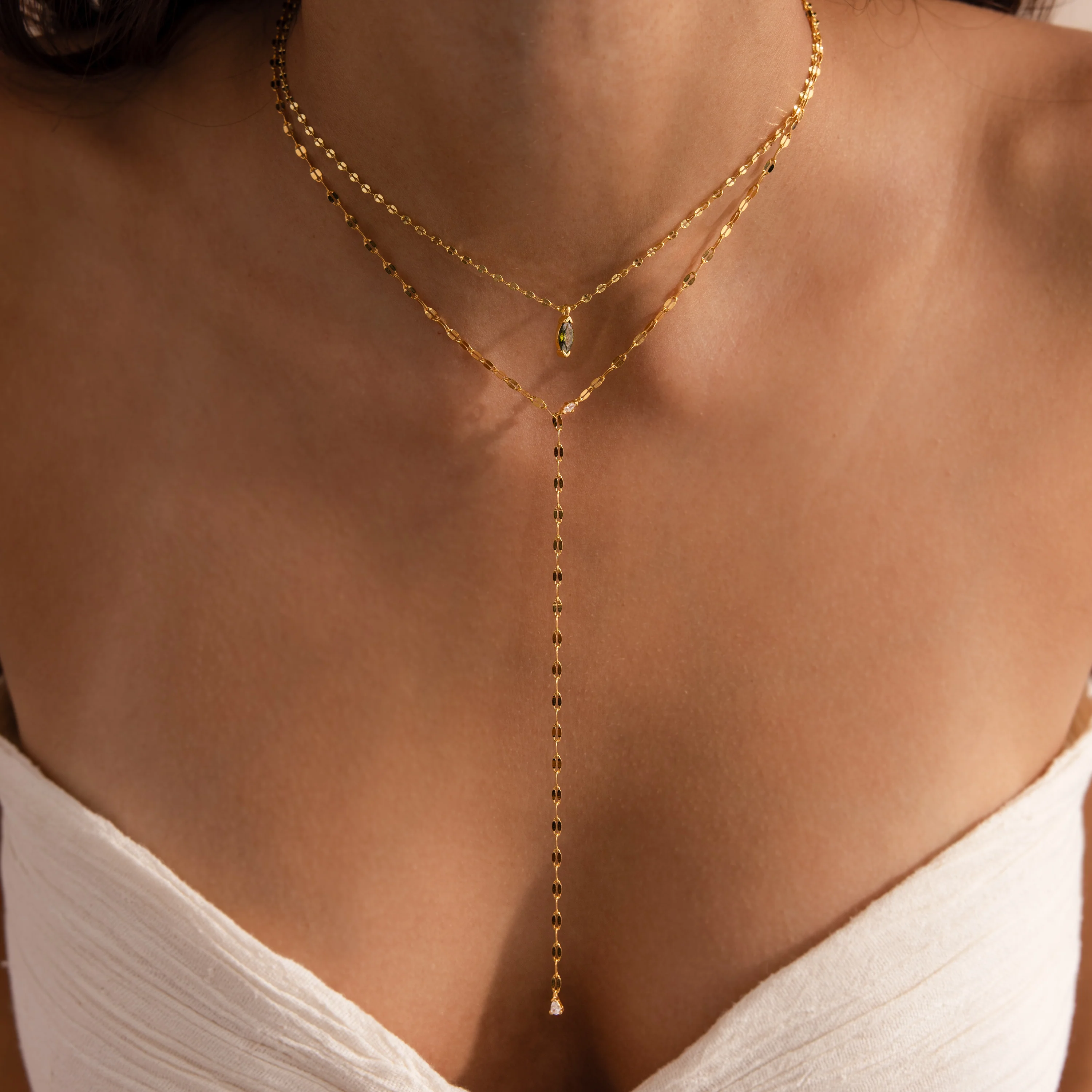 Sparkling Diamond Lariat Necklace in 18K Gold - Image 4