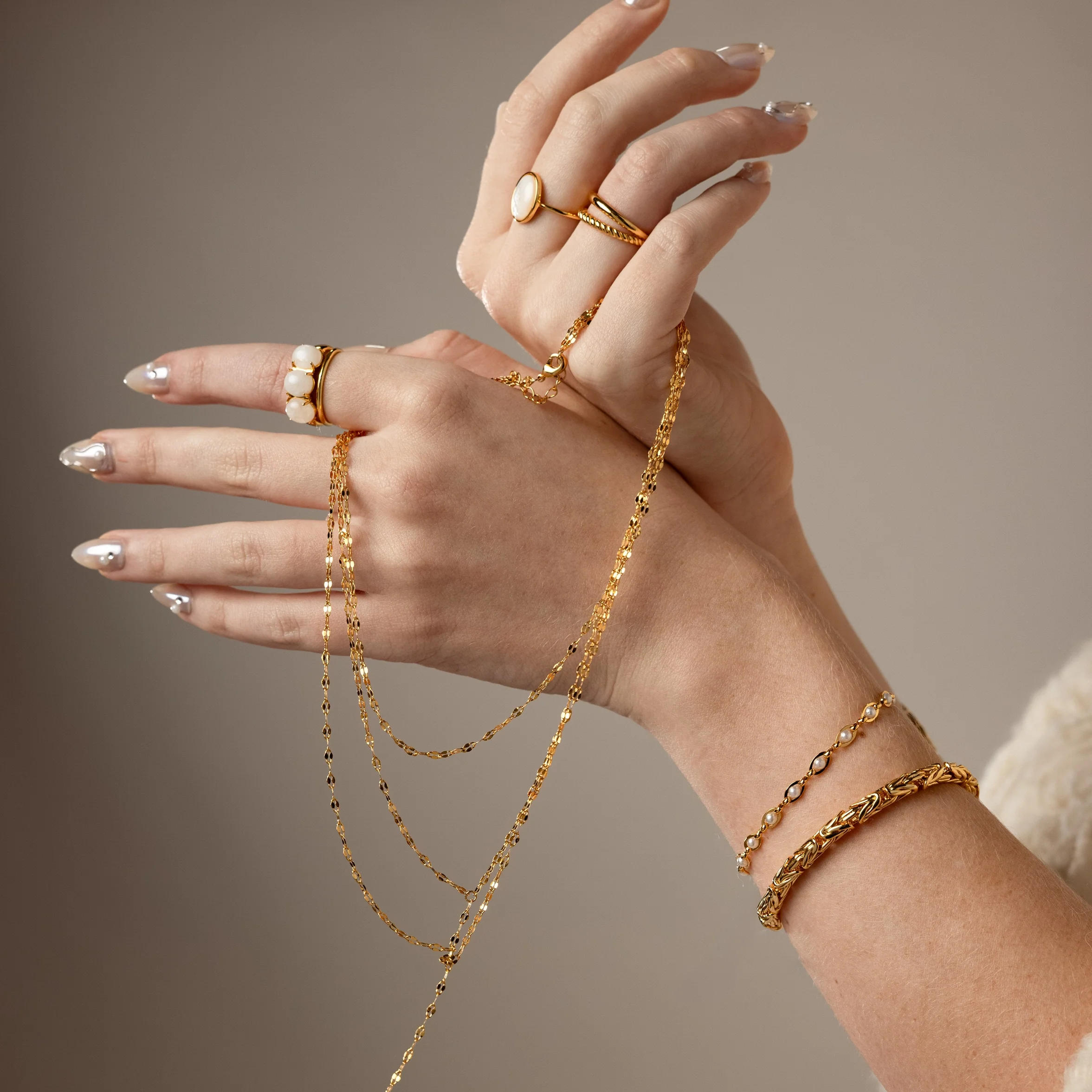 Sparkling Layered Lariat Necklace in 18K Gold - Image 5