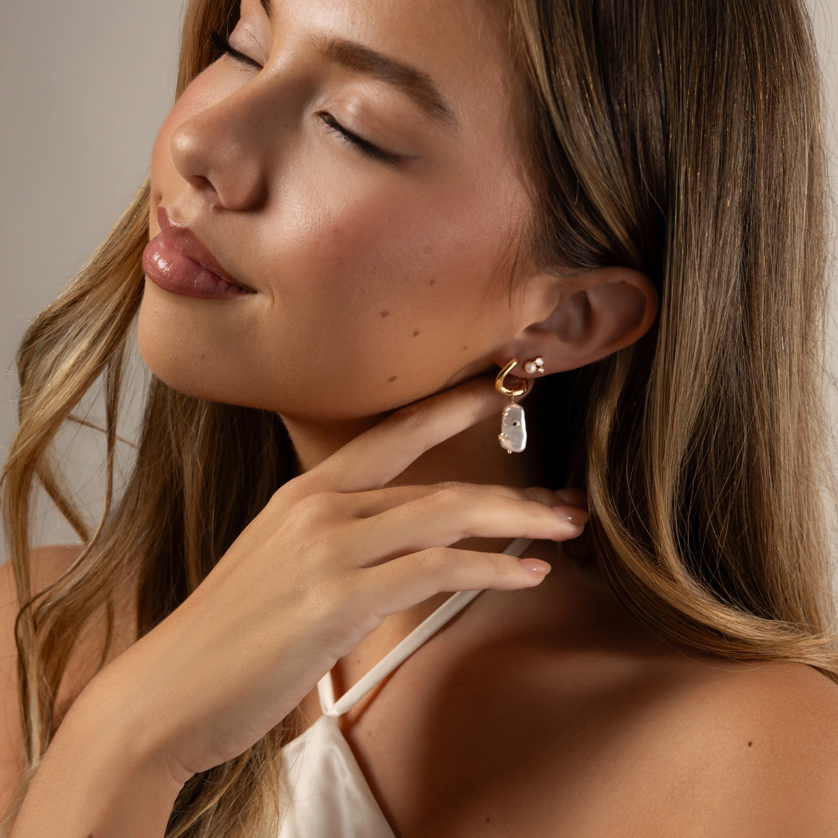 Starry Baroque Pearl Charm Hoops - Image 9