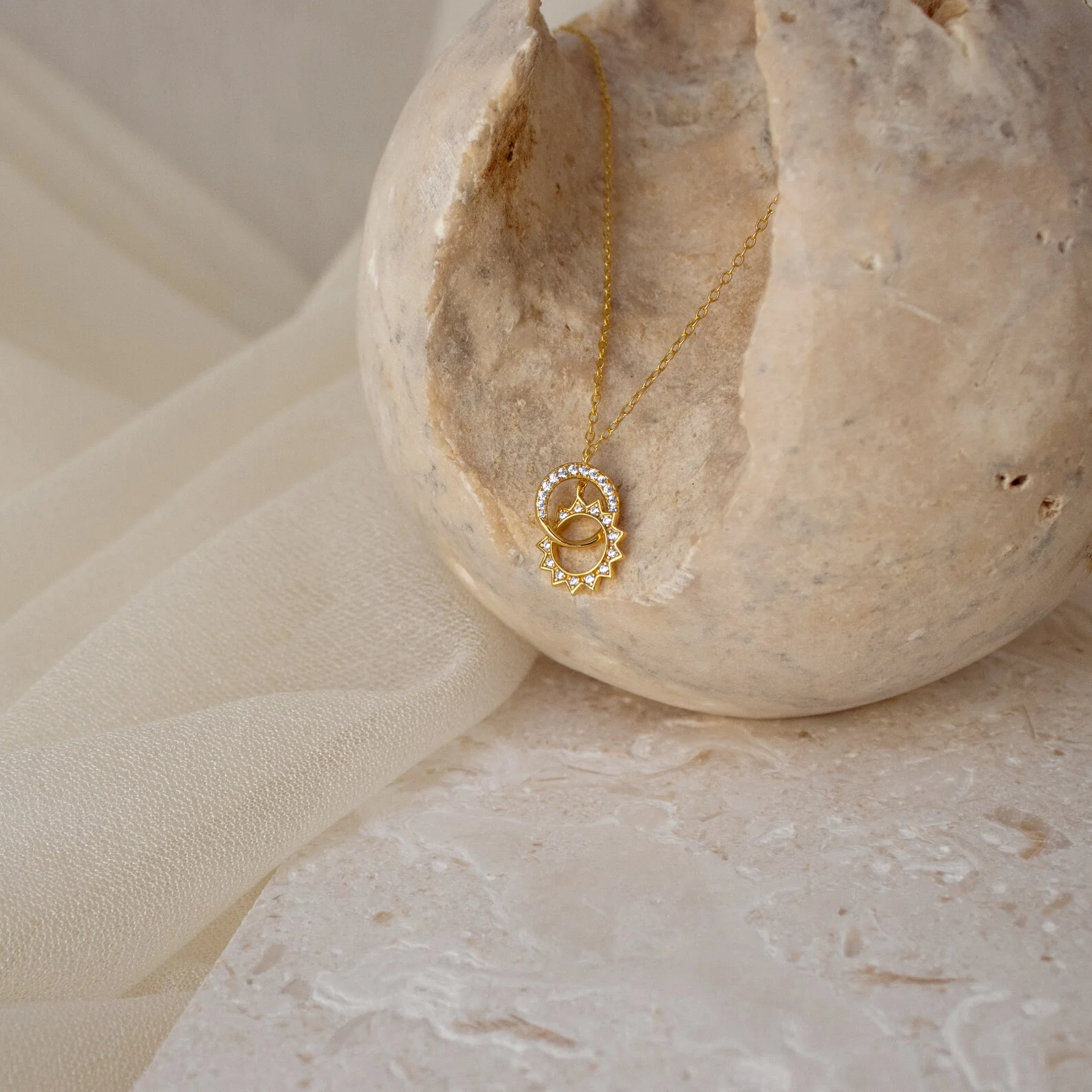 Sun & Moon Eternity Necklace in 18K Gold - Image 7