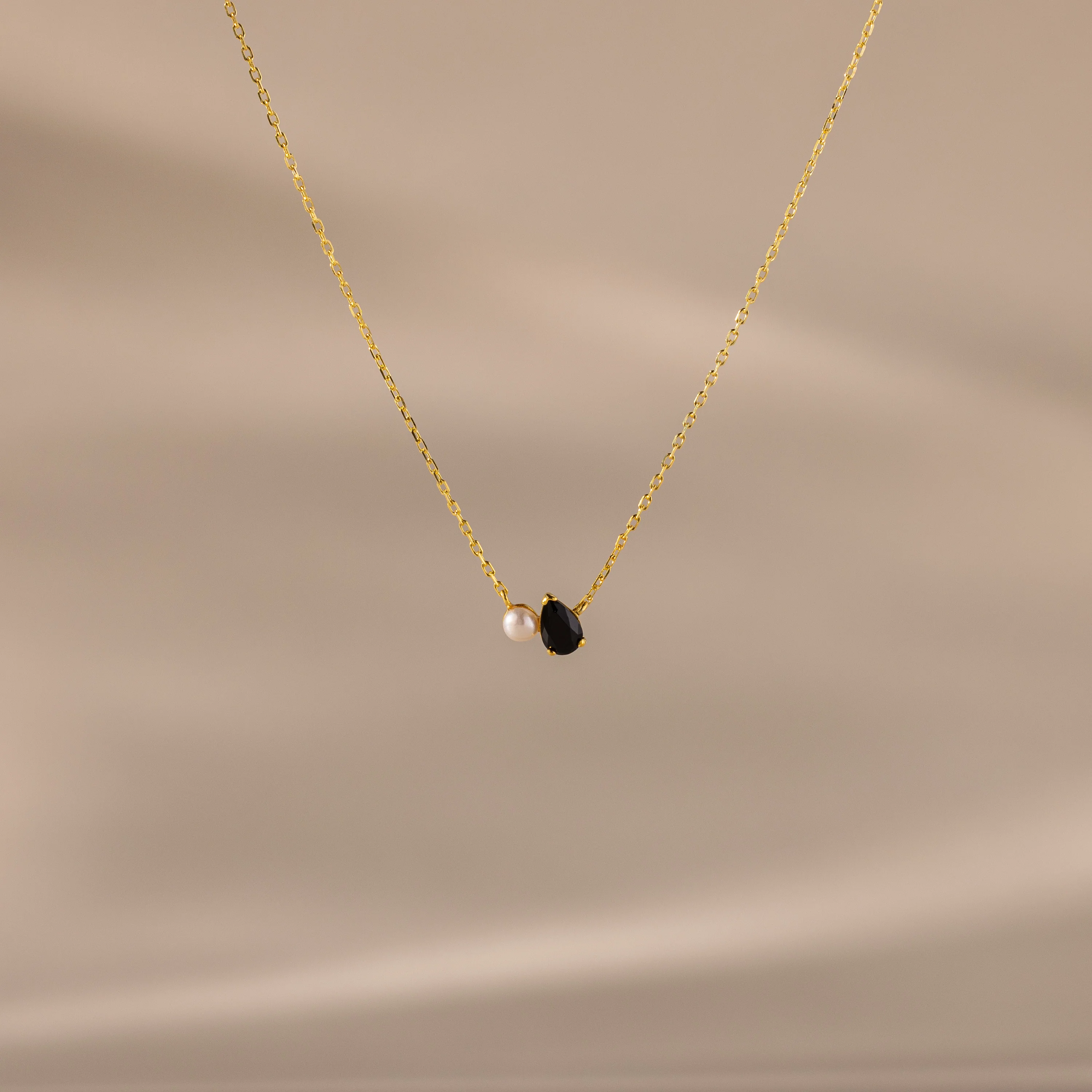 Teardrop Birthstone & Pearl Necklace - Image 9