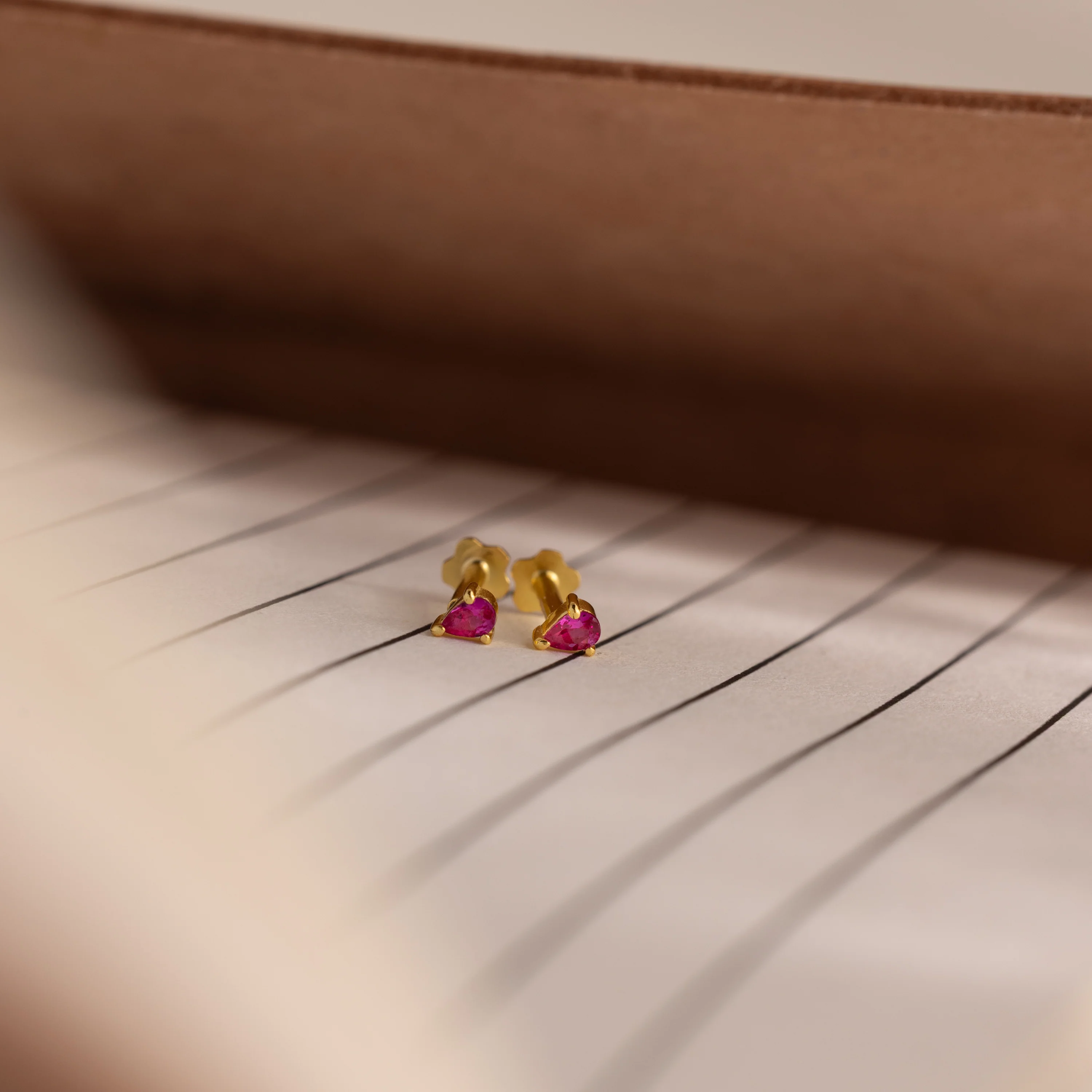 Teardrop Ruby Flatback Studs - Image 5