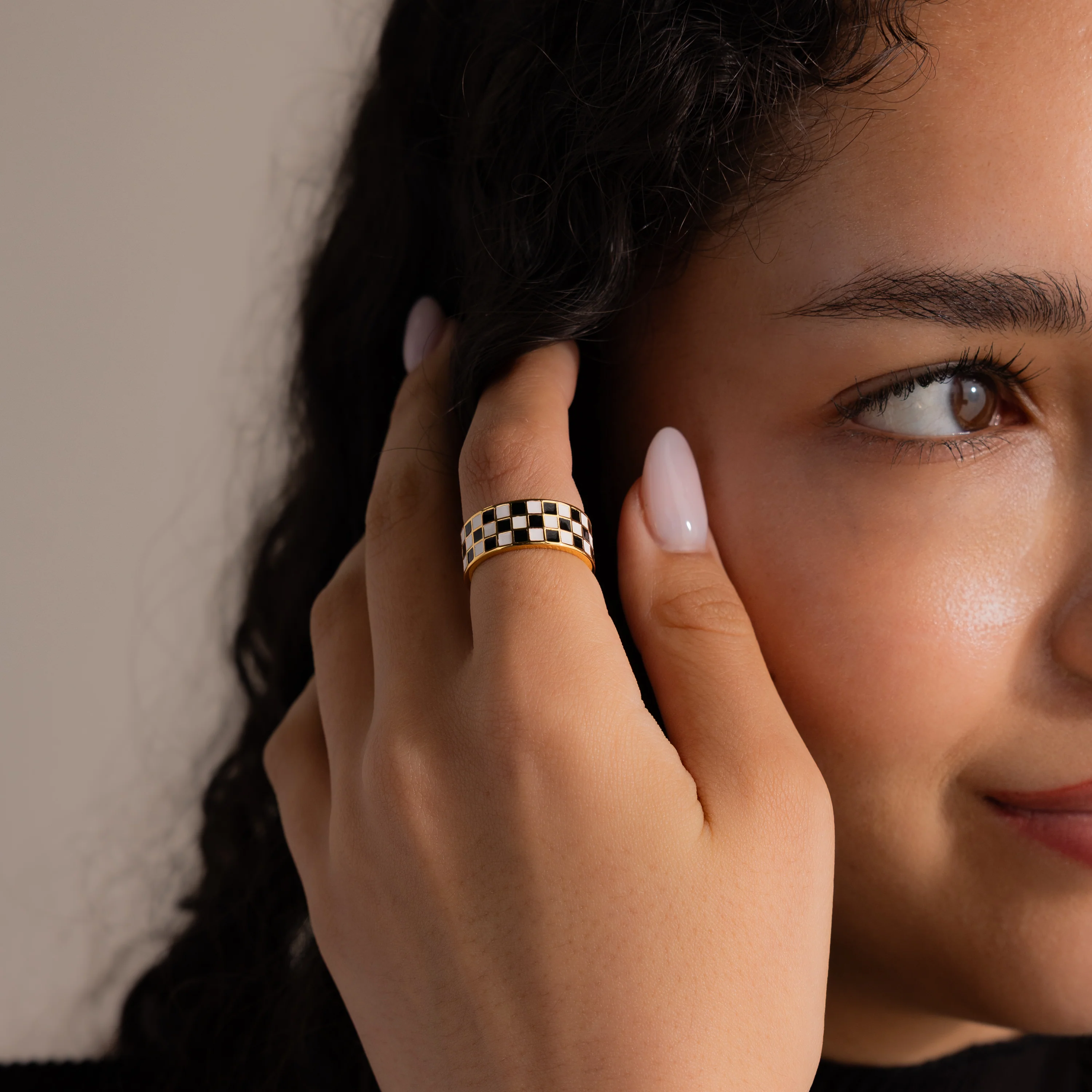 Thick Checkered Ring - Image 8