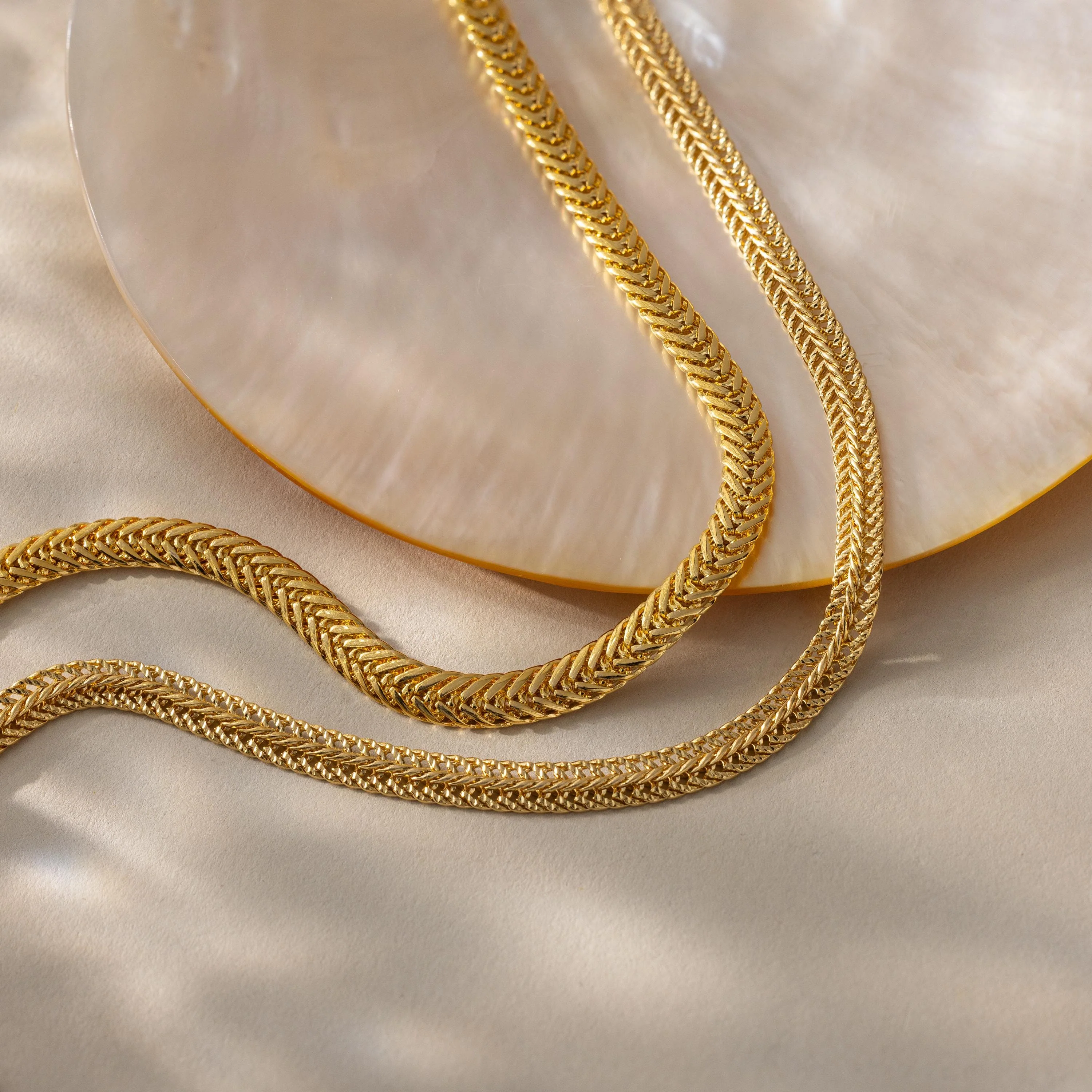 Thick Mesh Chain Necklace - Image 6