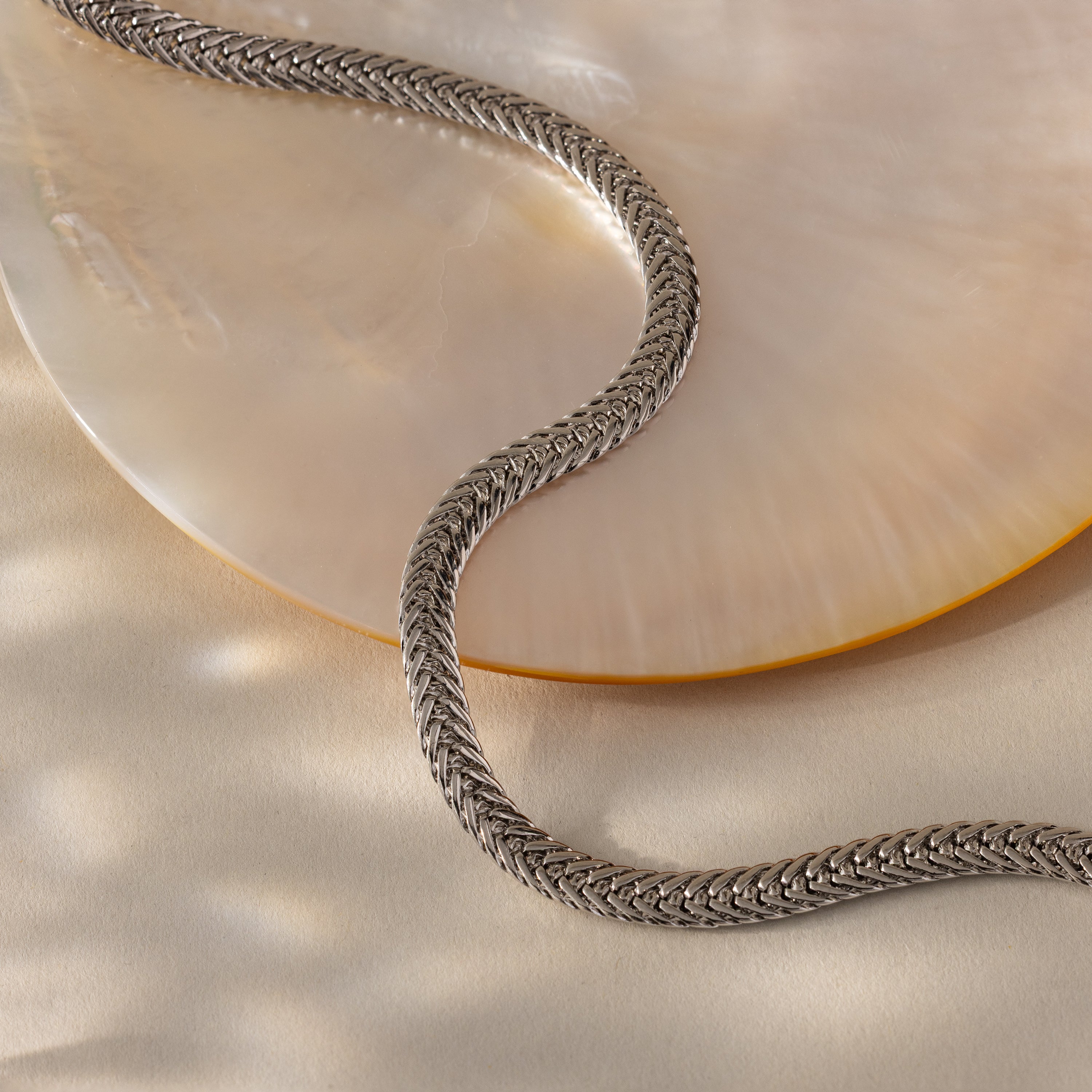 Thick Mesh Chain Necklace in Silver - Image 3