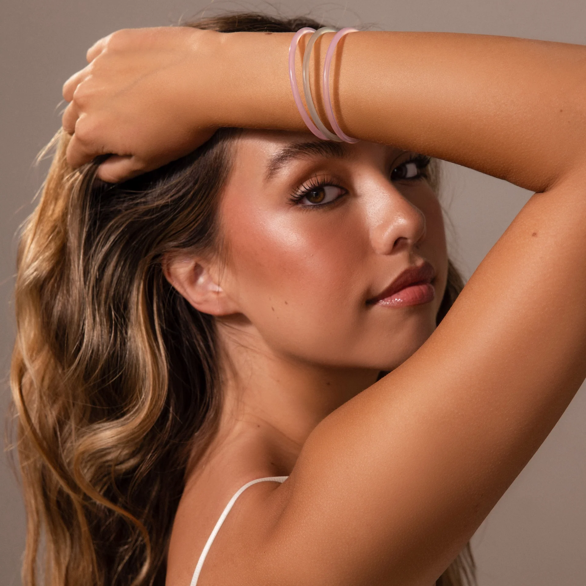Thin Pink Jade Bangle Set - Image 6
