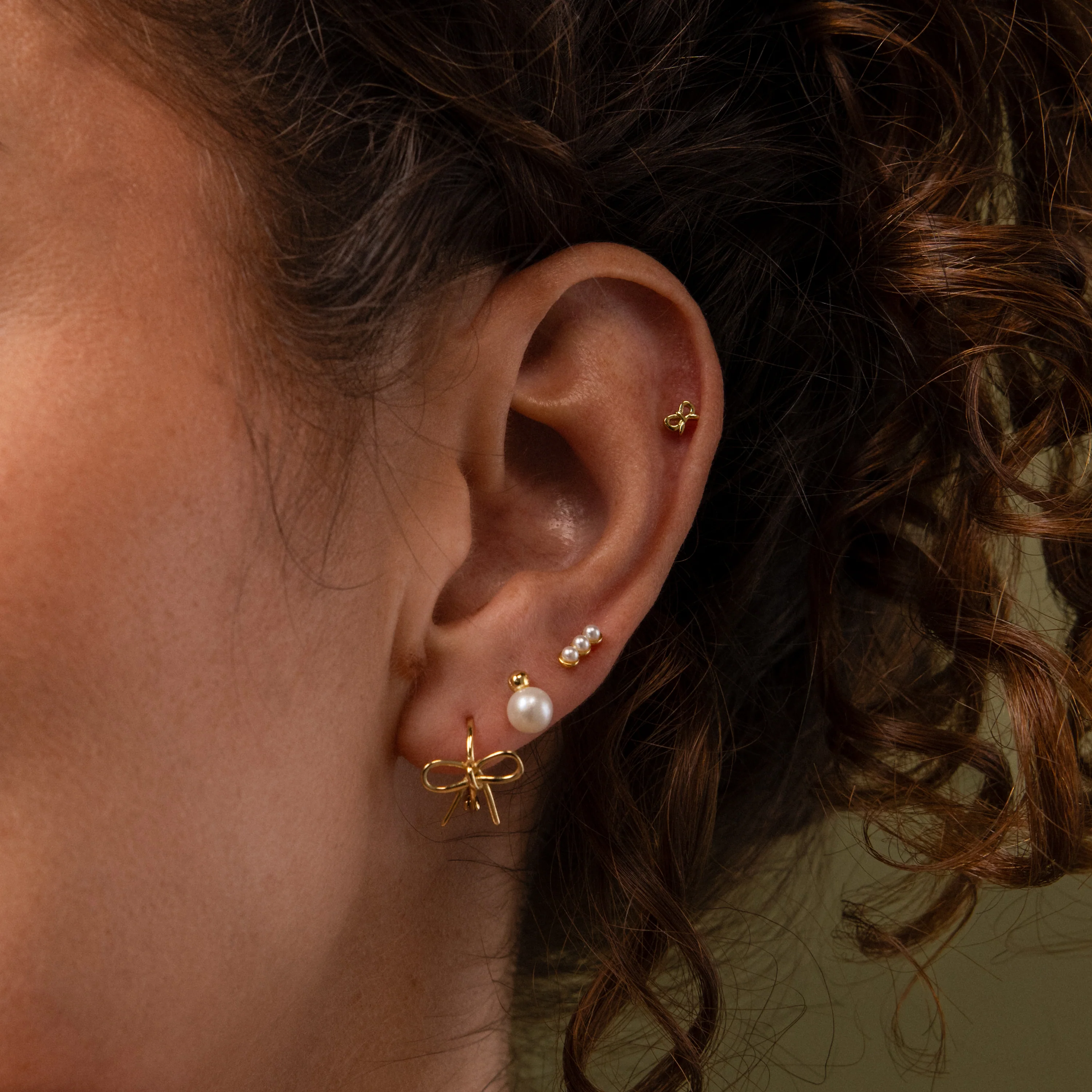 Tiny Bow Flatback Studs - Image 7