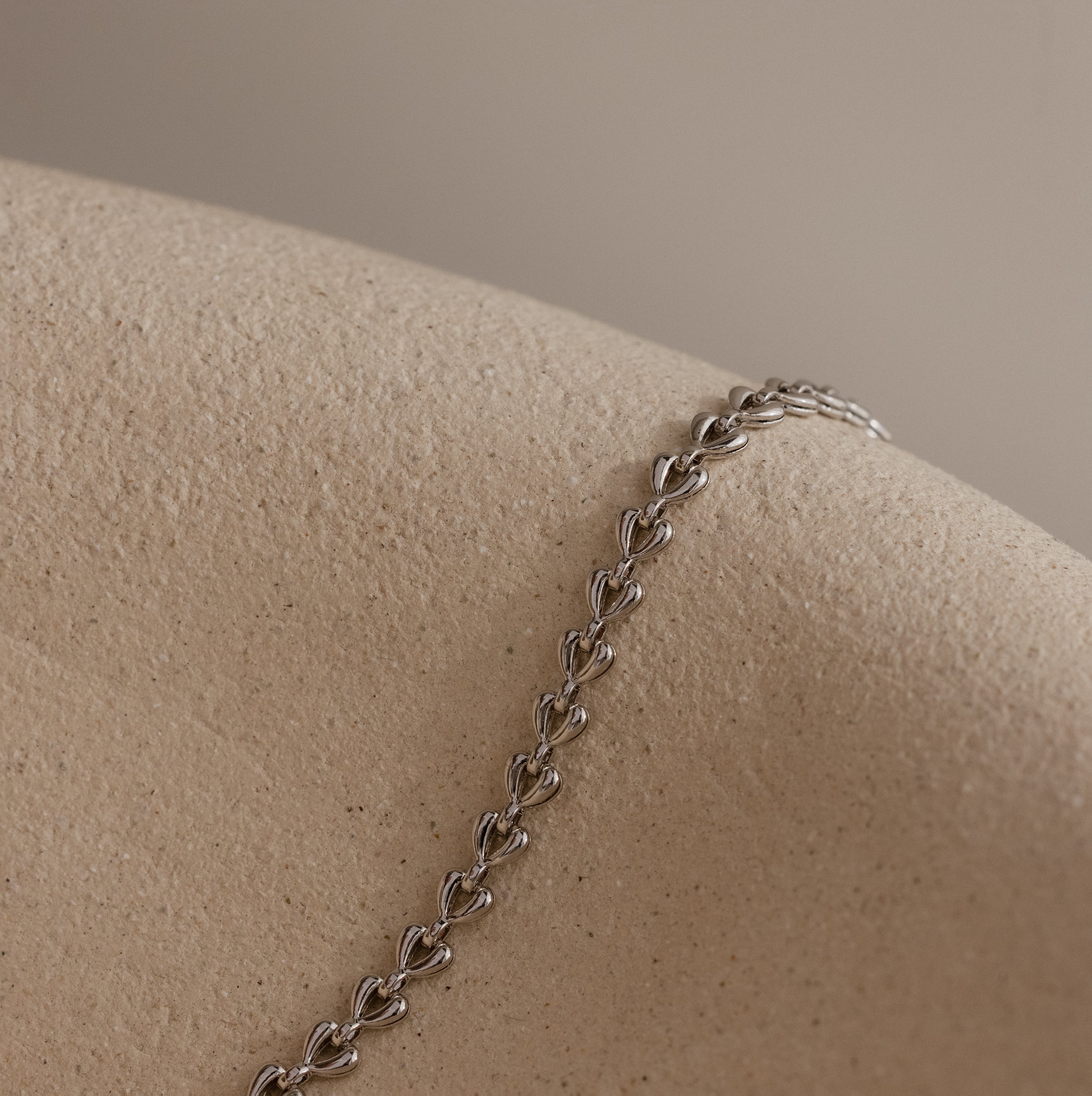 Tiny Link Heart Bracelet - Image 4