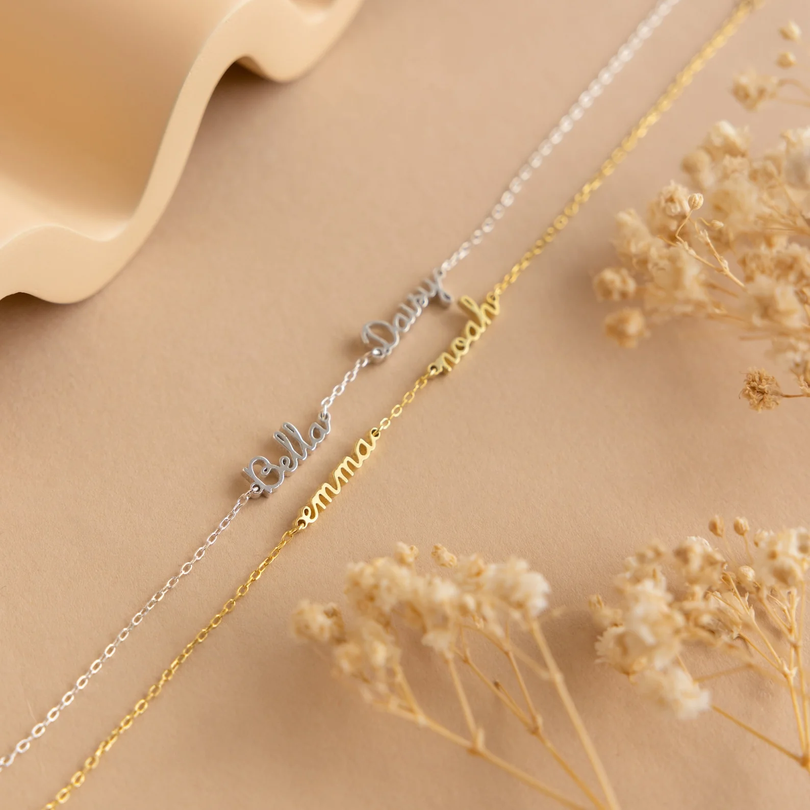 Tiny Multiple Name Bracelet - Image 3