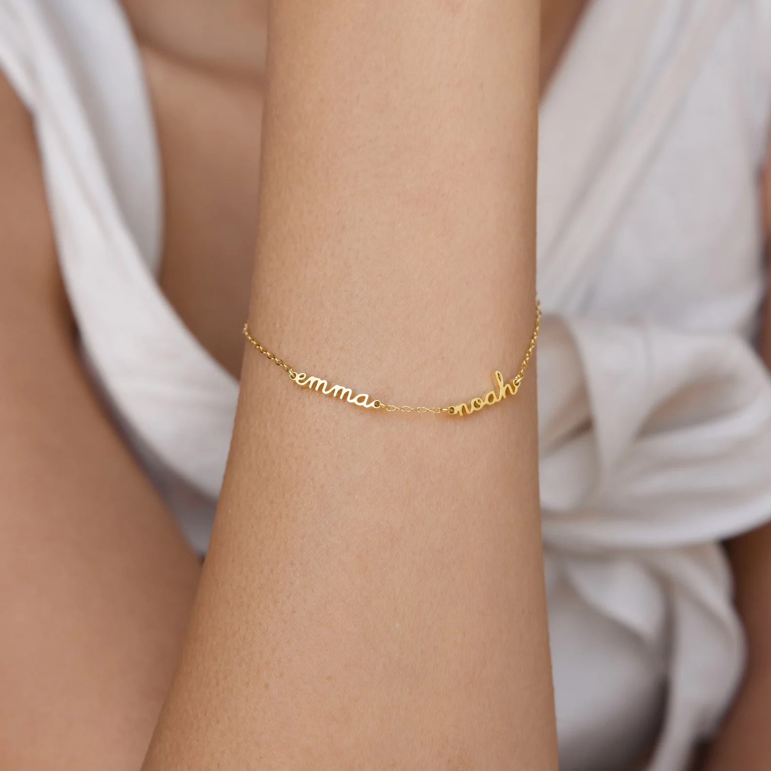 Tiny Multiple Name Bracelet - Image 7