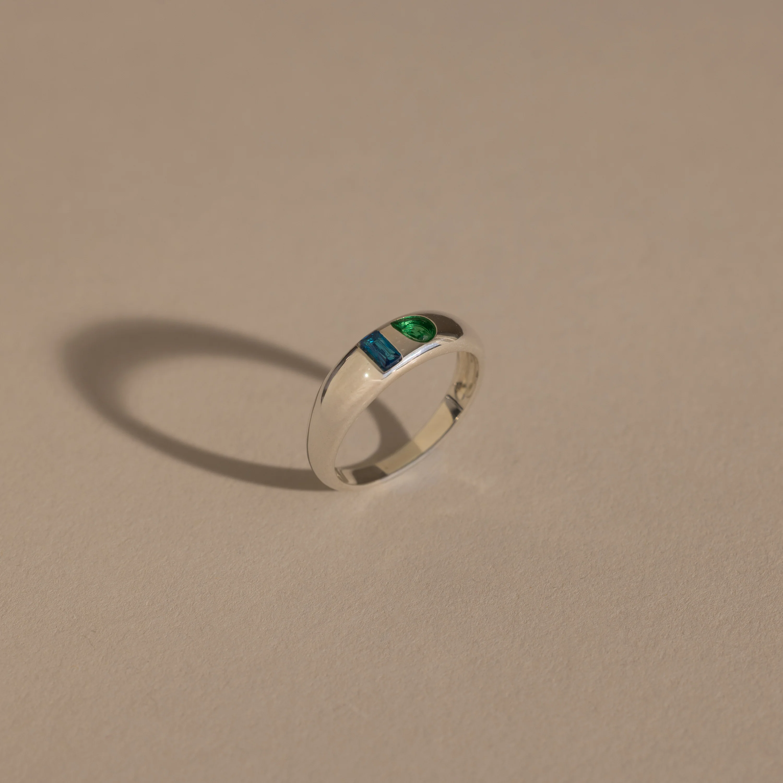 Toi et Moi Dome Ring in Silver - Image 5
