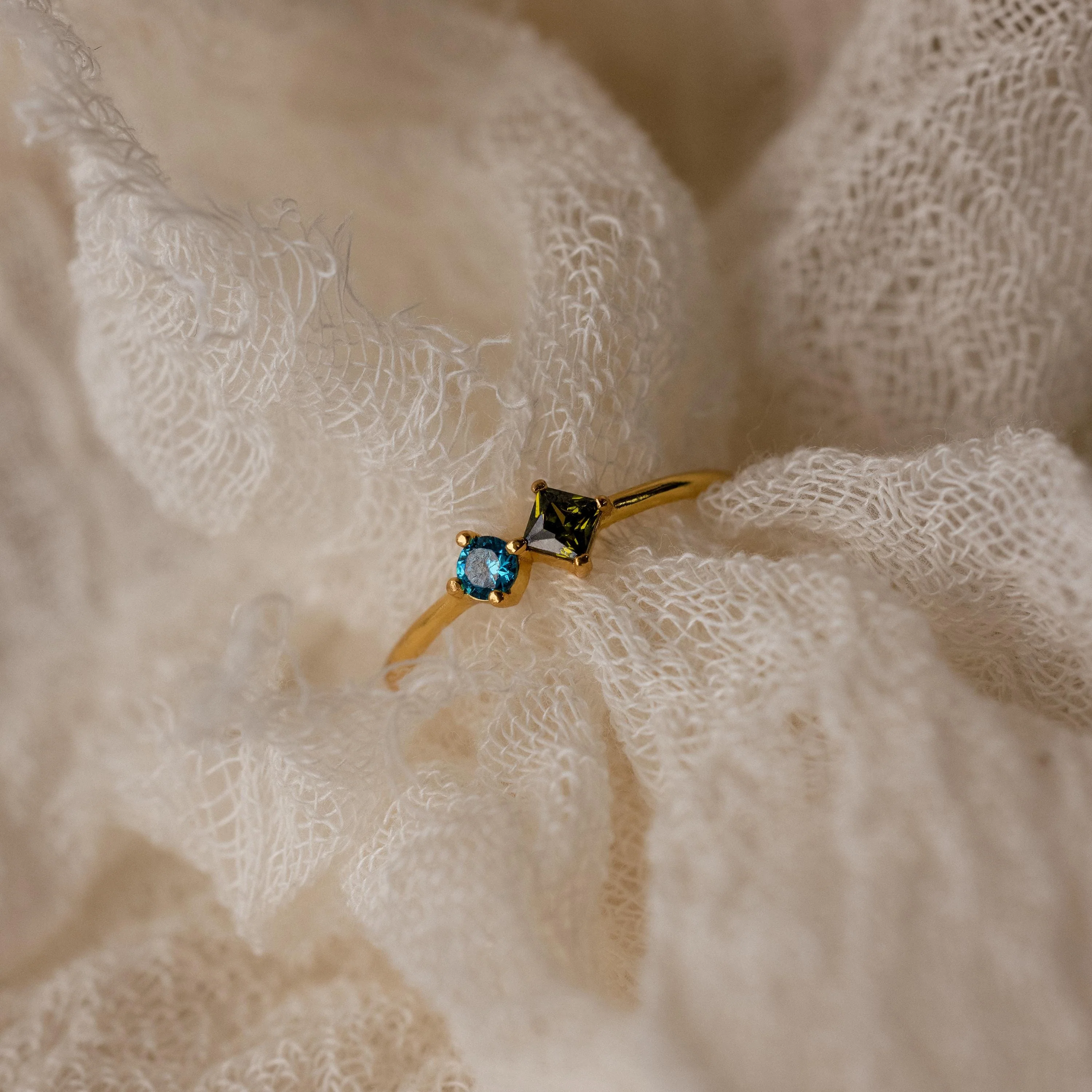 Toi et Moi Princess Birthstone Ring - Image 7