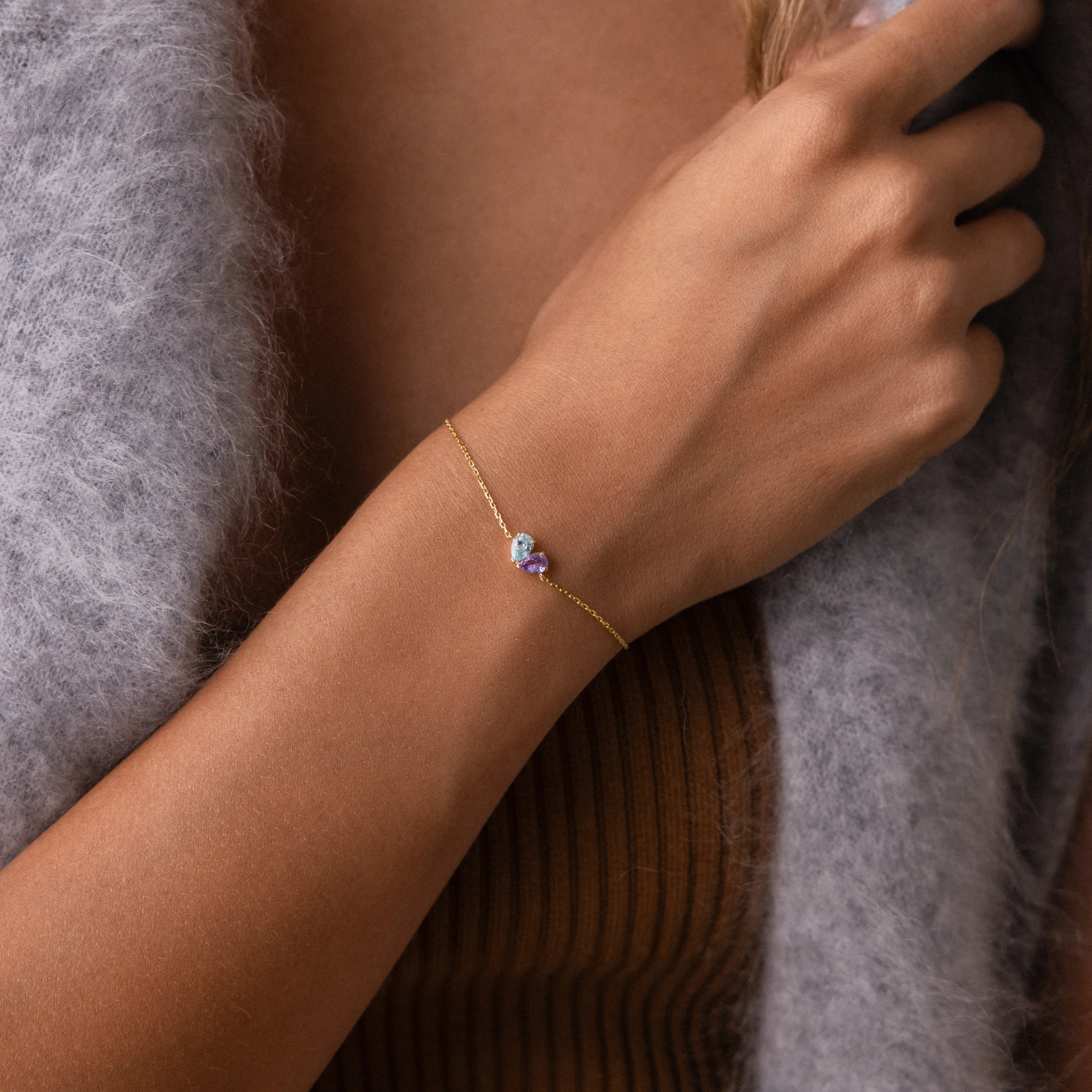 Toi et Moi Teardrop Heart Bracelet - Image 3