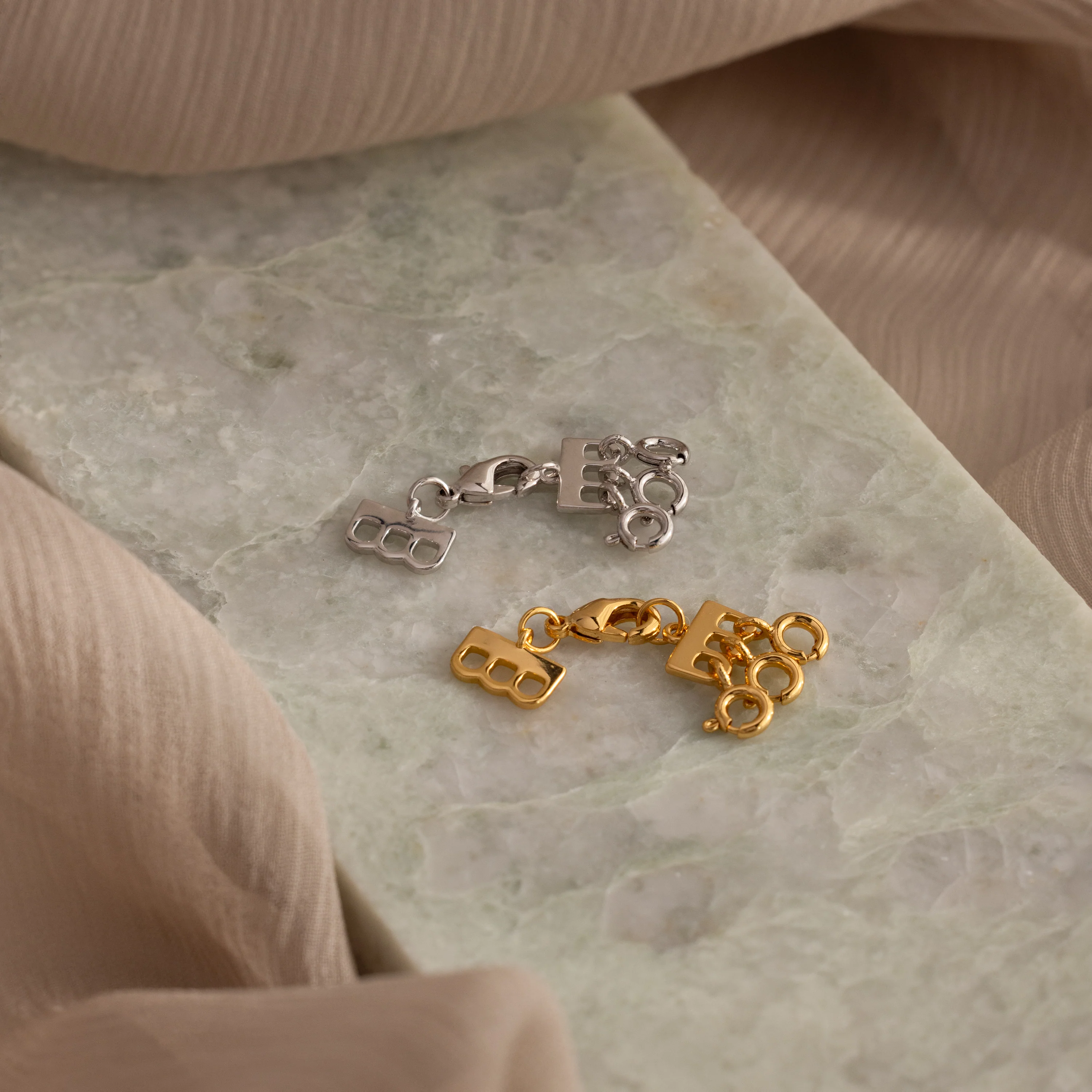 Triple Layering Clasp in Silver - Image 5